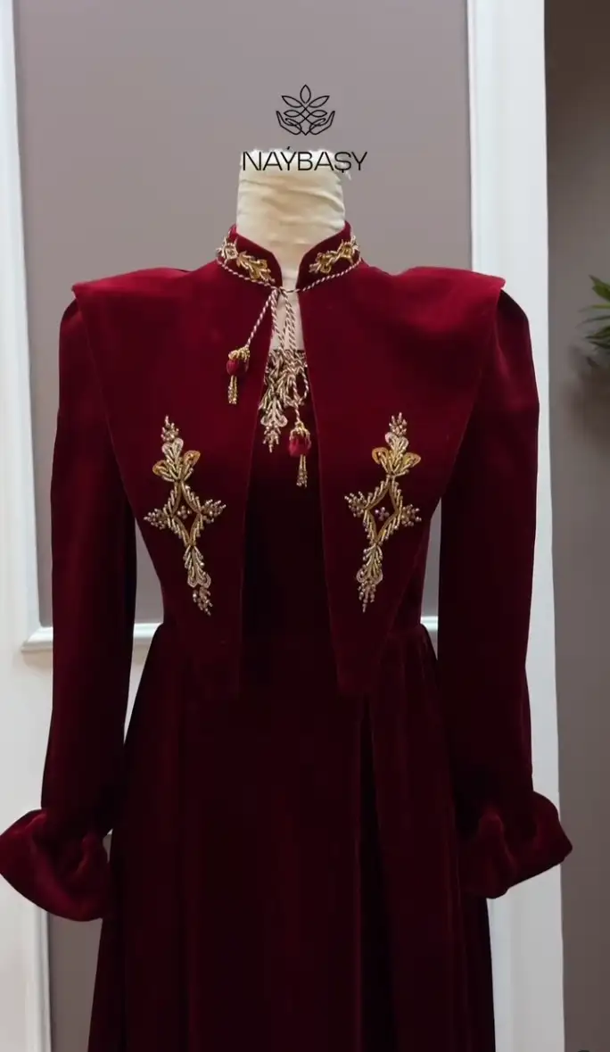 Türkmen fasonlar pombarh fasonlar Fasonlar 2025 fasonlar fason moda modalar Bezen bezen Türkmen fasonlar 2026 Türkmen fasonlar 2025 Türkmen fasonlar 2024 Türkmen fasonlar 2023 turkmenistan türkmenistan turkmen türkmen ashgabat  asgabat aşgabat balkan mary lebap dashoguz dasoguz daşoguz pombarh ponbarhat gulyupek gülýüpek stapel ştapel Gralan Çüýdeşen Abaýa Gadymy Krep Gurultaý 	Keteni Ýüpek Şifon Gipýur Lyon Welwet Atlas Kaşemir Streýç Suzana Ştapel Gülýüpek Pombarh Ýupka Gursakça Aksesuarlar Palto Penjek Okuw eşik Fata Sport eşik Uniforma Nakidka Öýme Şarf kompýuter ýaka ýaglyk Arenda köýnek 2nji el köýnek Taýyn köýnek Matalar Milli lybas milli lybaslar Toý köýnek Toý köýnekler toy koynek toy koynekler gundelik koynekler Gündelik	 
 köýnekler fata koynek Modern taze fason Eskiz koynektm turkmenkoynek türkmenkoynek fason moda moda fasonlar Iş eşik el iş	sada	ýakaly ýakasyz	keşdeli biserli	ýeňli giň nagyşly ýüregi açyk stoýka ýaka ýanly kombinasiýa 	zerli üsti aşak guşakly seçekli gysga ýeňli Lyon, Panbarhat (Pombarh) Toý köýnek el iş