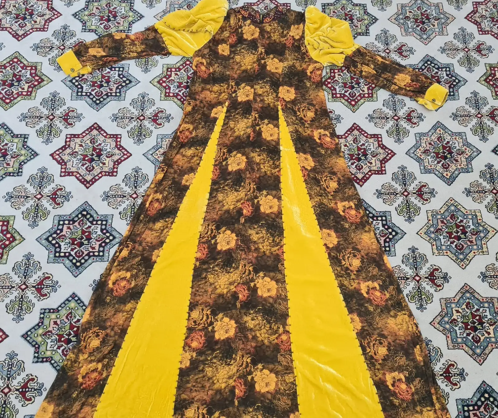 Türkmen fasonlar pombarh fasonlar Fasonlar 2025 fasonlar fason moda modalar Bezen bezen Türkmen fasonlar 2026 Türkmen fasonlar 2025 Türkmen fasonlar 2024 Türkmen fasonlar 2023 turkmenistan türkmenistan turkmen türkmen ashgabat  asgabat aşgabat balkan mary lebap dashoguz dasoguz daşoguz pombarh ponbarhat gulyupek gülýüpek stapel ştapel Gralan Çüýdeşen Abaýa Gadymy Krep Gurultaý 	Keteni Ýüpek Şifon Gipýur Lyon Welwet Atlas Kaşemir Streýç Suzana Ştapel Gülýüpek Pombarh Ýupka Gursakça Aksesuarlar Palto Penjek Okuw eşik Fata Sport eşik Uniforma Nakidka Öýme Şarf kompýuter ýaka ýaglyk Arenda köýnek 2nji el köýnek Taýyn köýnek Matalar Milli lybas milli lybaslar Toý köýnek Toý köýnekler toy koynek toy koynekler gundelik koynekler Gündelik	 
 köýnekler fata koynek Modern taze fason Eskiz koynektm turkmenkoynek türkmenkoynek fason moda moda fasonlar Iş eşik el iş	sada	ýakaly ýakasyz	keşdeli biserli	ýeňli giň nagyşly ýüregi açyk stoýka ýaka ýanly kombinasiýa 	zerli üsti aşak guşakly seçekli gysga ýeňli 