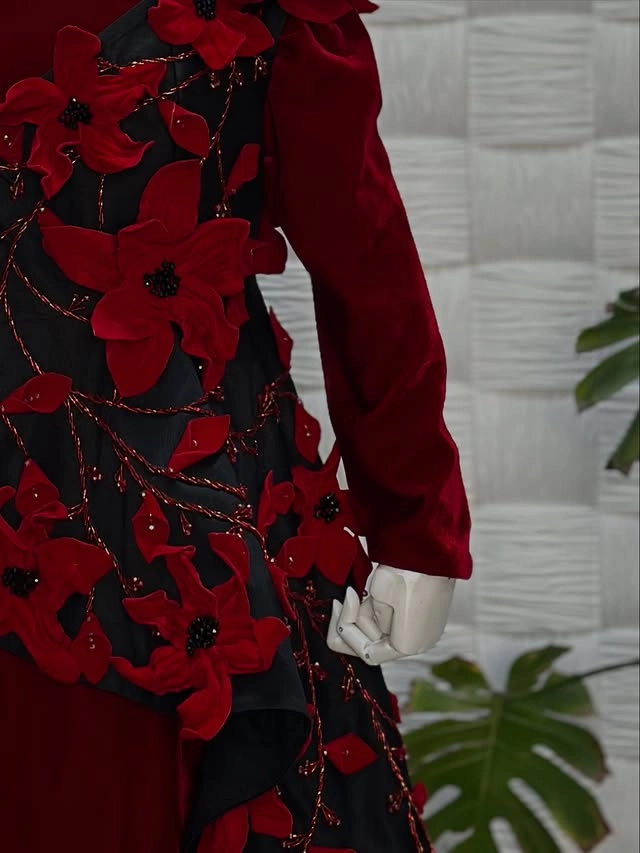 Türkmen fasonlar pombarh fasonlar Fasonlar 2025 fasonlar fason moda modalar Bezen bezen Türkmen fasonlar 2026 Türkmen fasonlar 2025 Türkmen fasonlar 2024 Türkmen fasonlar 2023 turkmenistan türkmenistan turkmen türkmen ashgabat  asgabat aşgabat balkan mary lebap dashoguz dasoguz daşoguz pombarh ponbarhat gulyupek gülýüpek stapel ştapel Gralan Çüýdeşen Abaýa Gadymy Krep Gurultaý 	Keteni Ýüpek Şifon Gipýur Lyon Welwet Atlas Kaşemir Streýç Suzana Ştapel Gülýüpek Pombarh Ýupka Gursakça Aksesuarlar Palto Penjek Okuw eşik Fata Sport eşik Uniforma Nakidka Öýme Şarf kompýuter ýaka ýaglyk Arenda köýnek 2nji el köýnek Taýyn köýnek Matalar Milli lybas milli lybaslar Toý köýnek Toý köýnekler toy koynek toy koynekler gundelik koynekler Gündelik	 
 köýnekler fata koynek Modern taze fason Eskiz koynektm turkmenkoynek türkmenkoynek fason moda moda fasonlar Iş eşik el iş	sada	ýakaly ýakasyz	keşdeli biserli	ýeňli giň nagyşly ýüregi açyk stoýka ýaka ýanly kombinasiýa 	zerli üsti aşak guşakly seçekli gysga ýeňli Panbarhat (Pombarh) Toý köýnek ýakasyz, ýanly, ýeňli, giň 26-35, 35+ Gyzyl yaz, tomus, guyz, gysh