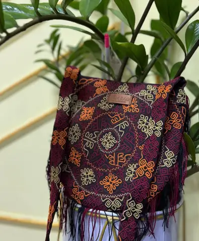 Türkmen fasonlar pombarh fasonlar Fasonlar 2025 fasonlar fason moda modalar Bezen bezen Türkmen fasonlar 2026 Türkmen fasonlar 2025 Türkmen fasonlar 2024 Türkmen fasonlar 2023 turkmenistan türkmenistan turkmen türkmen ashgabat  asgabat aşgabat balkan mary lebap dashoguz dasoguz daşoguz pombarh ponbarhat gulyupek gülýüpek stapel ştapel Gralan Çüýdeşen Abaýa Gadymy Krep Gurultaý 	Keteni Ýüpek Şifon Gipýur Lyon Welwet Atlas Kaşemir Streýç Suzana Ştapel Gülýüpek Pombarh Ýupka Gursakça Aksesuarlar Palto Penjek Okuw eşik Fata Sport eşik Uniforma Nakidka Öýme Şarf kompýuter ýaka ýaglyk Arenda köýnek 2nji el köýnek Taýyn köýnek Matalar Milli lybas milli lybaslar Toý köýnek Toý köýnekler toy koynek toy koynekler gundelik koynekler Gündelik	 
 köýnekler fata koynek Modern taze fason Eskiz koynektm turkmenkoynek türkmenkoynek fason moda moda fasonlar Iş eşik el iş	sada	ýakaly ýakasyz	keşdeli biserli	ýeňli giň nagyşly ýüregi açyk stoýka ýaka ýanly kombinasiýa 	zerli üsti aşak guşakly seçekli gysga ýeňli 