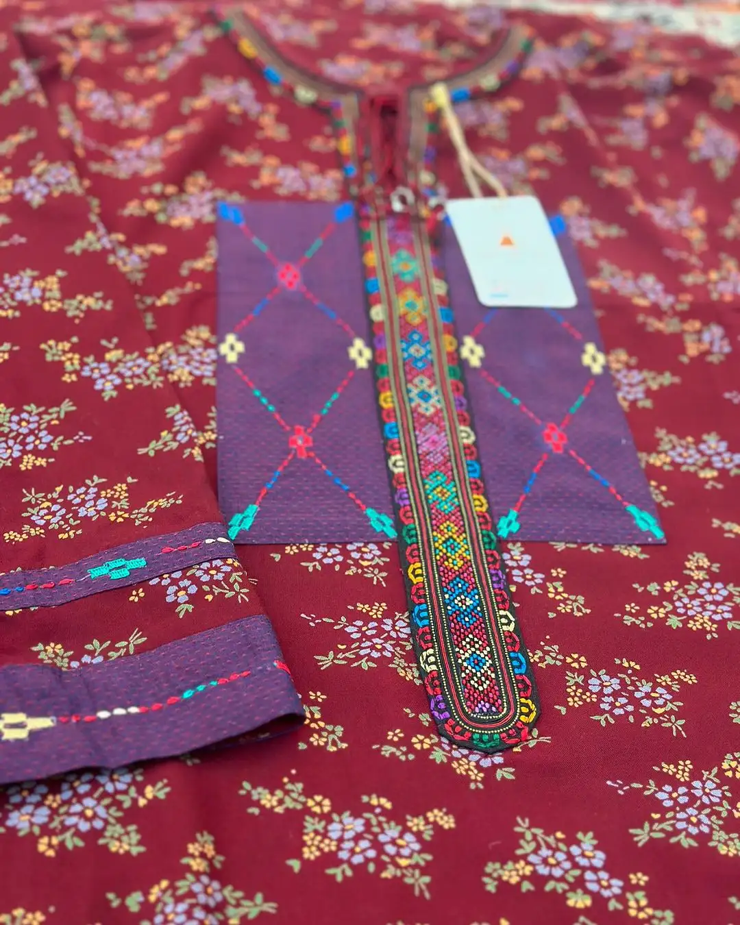 Türkmen fasonlar pombarh fasonlar Fasonlar 2025 fasonlar fason moda modalar Bezen bezen Türkmen fasonlar 2026 Türkmen fasonlar 2025 Türkmen fasonlar 2024 Türkmen fasonlar 2023 turkmenistan türkmenistan turkmen türkmen ashgabat  asgabat aşgabat balkan mary lebap dashoguz dasoguz daşoguz pombarh ponbarhat gulyupek gülýüpek stapel ştapel Gralan Çüýdeşen Abaýa Gadymy Krep Gurultaý 	Keteni Ýüpek Şifon Gipýur Lyon Welwet Atlas Kaşemir Streýç Suzana Ştapel Gülýüpek Pombarh Ýupka Gursakça Aksesuarlar Palto Penjek Okuw eşik Fata Sport eşik Uniforma Nakidka Öýme Şarf kompýuter ýaka ýaglyk Arenda köýnek 2nji el köýnek Taýyn köýnek Matalar Milli lybas milli lybaslar Toý köýnek Toý köýnekler toy koynek toy koynekler gundelik koynekler Gündelik	 
 köýnekler fata koynek Modern taze fason Eskiz koynektm turkmenkoynek türkmenkoynek fason moda moda fasonlar Iş eşik el iş	sada	ýakaly ýakasyz	keşdeli biserli	ýeňli giň nagyşly ýüregi açyk stoýka ýaka ýanly kombinasiýa 	zerli üsti aşak guşakly seçekli gysga ýeňli Ştapel Gündelik el iş, ýanly  Gülgüne  Taýyn köýnek