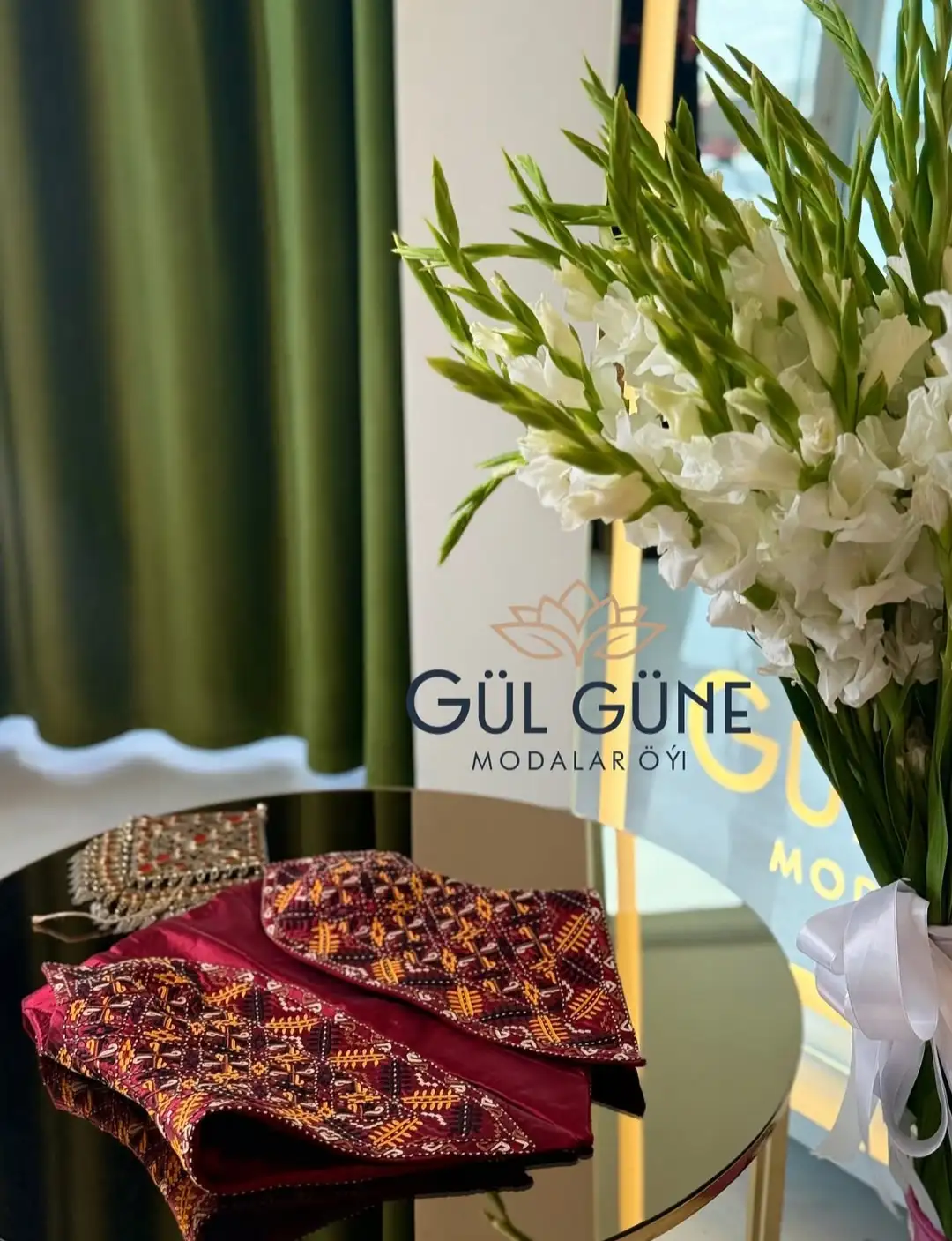 Türkmen fasonlar pombarh fasonlar Fasonlar 2025 fasonlar fason moda modalar Bezen bezen Türkmen fasonlar 2026 Türkmen fasonlar 2025 Türkmen fasonlar 2024 Türkmen fasonlar 2023 turkmenistan türkmenistan turkmen türkmen ashgabat  asgabat aşgabat balkan mary lebap dashoguz dasoguz daşoguz pombarh ponbarhat gulyupek gülýüpek stapel ştapel Gralan Çüýdeşen Abaýa Gadymy Krep Gurultaý 	Keteni Ýüpek Şifon Gipýur Lyon Welwet Atlas Kaşemir Streýç Suzana Ştapel Gülýüpek Pombarh Ýupka Gursakça Aksesuarlar Palto Penjek Okuw eşik Fata Sport eşik Uniforma Nakidka Öýme Şarf kompýuter ýaka ýaglyk Arenda köýnek 2nji el köýnek Taýyn köýnek Matalar Milli lybas milli lybaslar Toý köýnek Toý köýnekler toy koynek toy koynekler gundelik koynekler Gündelik	 
 köýnekler fata koynek Modern taze fason Eskiz koynektm turkmenkoynek türkmenkoynek fason moda moda fasonlar Iş eşik el iş	sada	ýakaly ýakasyz	keşdeli biserli	ýeňli giň nagyşly ýüregi açyk stoýka ýaka ýanly kombinasiýa 	zerli üsti aşak guşakly seçekli gysga ýeňli 