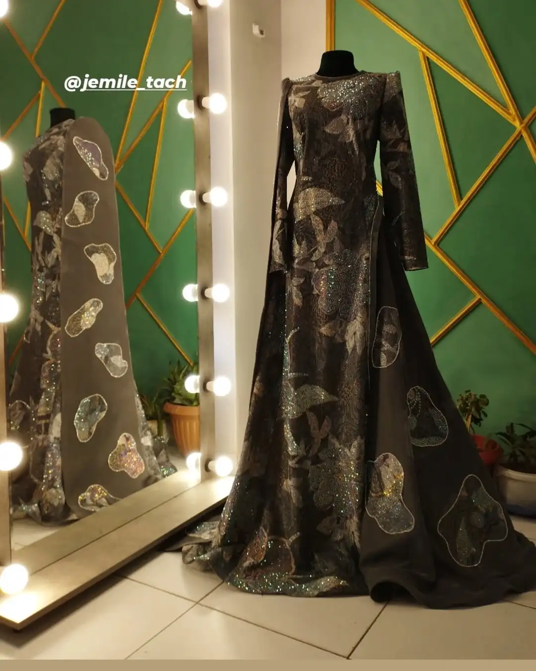 Türkmen fasonlar pombarh fasonlar Fasonlar 2025 fasonlar fason moda modalar Bezen bezen Türkmen fasonlar 2026 Türkmen fasonlar 2025 Türkmen fasonlar 2024 Türkmen fasonlar 2023 turkmenistan türkmenistan turkmen türkmen ashgabat  asgabat aşgabat balkan mary lebap dashoguz dasoguz daşoguz pombarh ponbarhat gulyupek gülýüpek stapel ştapel Gralan Çüýdeşen Abaýa Gadymy Krep Gurultaý 	Keteni Ýüpek Şifon Gipýur Lyon Welwet Atlas Kaşemir Streýç Suzana Ştapel Gülýüpek Pombarh Ýupka Gursakça Aksesuarlar Palto Penjek Okuw eşik Fata Sport eşik Uniforma Nakidka Öýme Şarf kompýuter ýaka ýaglyk Arenda köýnek 2nji el köýnek Taýyn köýnek Matalar Milli lybas milli lybaslar Toý köýnek Toý köýnekler toy koynek toy koynekler gundelik koynekler Gündelik	 
 köýnekler fata koynek Modern taze fason Eskiz koynektm turkmenkoynek türkmenkoynek fason moda moda fasonlar Iş eşik el iş	sada	ýakaly ýakasyz	keşdeli biserli	ýeňli giň nagyşly ýüregi açyk stoýka ýaka ýanly kombinasiýa 	zerli üsti aşak guşakly seçekli gysga ýeňli Toý köýnek sada  Haki