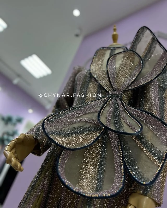 Türkmen fasonlar pombarh fasonlar Fasonlar 2025 fasonlar fason moda modalar Bezen bezen Türkmen fasonlar 2026 Türkmen fasonlar 2025 Türkmen fasonlar 2024 Türkmen fasonlar 2023 turkmenistan türkmenistan turkmen türkmen ashgabat  asgabat aşgabat balkan mary lebap dashoguz dasoguz daşoguz pombarh ponbarhat gulyupek gülýüpek stapel ştapel Gralan Çüýdeşen Abaýa Gadymy Krep Gurultaý 	Keteni Ýüpek Şifon Gipýur Lyon Welwet Atlas Kaşemir Streýç Suzana Ştapel Gülýüpek Pombarh Ýupka Gursakça Aksesuarlar Palto Penjek Okuw eşik Fata Sport eşik Uniforma Nakidka Öýme Şarf kompýuter ýaka ýaglyk Arenda köýnek 2nji el köýnek Taýyn köýnek Matalar Milli lybas milli lybaslar Toý köýnek Toý köýnekler toy koynek toy koynekler gundelik koynekler Gündelik	 
 köýnekler fata koynek Modern taze fason Eskiz koynektm turkmenkoynek türkmenkoynek fason moda moda fasonlar Iş eşik el iş	sada	ýakaly ýakasyz	keşdeli biserli	ýeňli giň nagyşly ýüregi açyk stoýka ýaka ýanly kombinasiýa 	zerli üsti aşak guşakly seçekli gysga ýeňli Şifon, Gipýur Toý köýnek el iş, ýakasyz, ýeňli, giň 17-25, 26-35  yaz, tomus, guyz