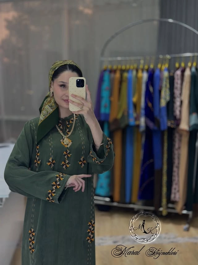 Türkmen fasonlar pombarh fasonlar Fasonlar 2025 fasonlar fason moda modalar Bezen bezen Türkmen fasonlar 2026 Türkmen fasonlar 2025 Türkmen fasonlar 2024 Türkmen fasonlar 2023 turkmenistan türkmenistan turkmen türkmen ashgabat  asgabat aşgabat balkan mary lebap dashoguz dasoguz daşoguz pombarh ponbarhat gulyupek gülýüpek stapel ştapel Gralan Çüýdeşen Abaýa Gadymy Krep Gurultaý 	Keteni Ýüpek Şifon Gipýur Lyon Welwet Atlas Kaşemir Streýç Suzana Ştapel Gülýüpek Pombarh Ýupka Gursakça Aksesuarlar Palto Penjek Okuw eşik Fata Sport eşik Uniforma Nakidka Öýme Şarf kompýuter ýaka ýaglyk Arenda köýnek 2nji el köýnek Taýyn köýnek Matalar Milli lybas milli lybaslar Toý köýnek Toý köýnekler toy koynek toy koynekler gundelik koynekler Gündelik	 
 köýnekler fata koynek Modern taze fason Eskiz koynektm turkmenkoynek türkmenkoynek fason moda moda fasonlar Iş eşik el iş	sada	ýakaly ýakasyz	keşdeli biserli	ýeňli giň nagyşly ýüregi açyk stoýka ýaka ýanly kombinasiýa 	zerli üsti aşak guşakly seçekli gysga ýeňli 