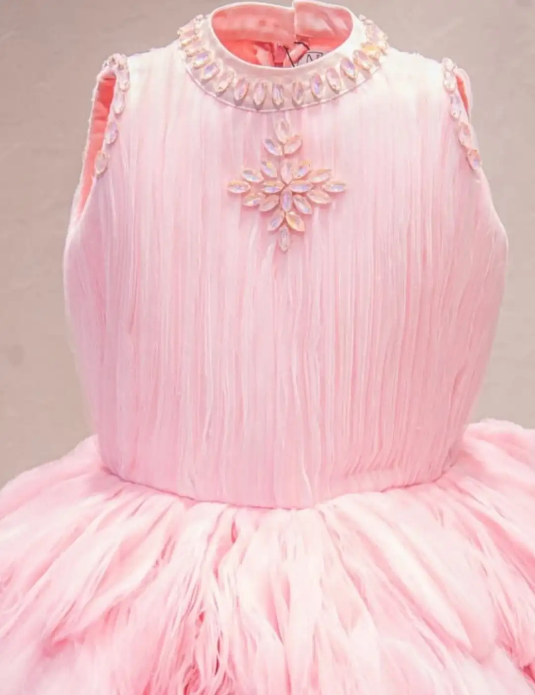 Türkmen fasonlar pombarh fasonlar Fasonlar 2025 fasonlar fason moda modalar Bezen bezen Türkmen fasonlar 2026 Türkmen fasonlar 2025 Türkmen fasonlar 2024 Türkmen fasonlar 2023 turkmenistan türkmenistan turkmen türkmen ashgabat  asgabat aşgabat balkan mary lebap dashoguz dasoguz daşoguz pombarh ponbarhat gulyupek gülýüpek stapel ştapel Gralan Çüýdeşen Abaýa Gadymy Krep Gurultaý 	Keteni Ýüpek Şifon Gipýur Lyon Welwet Atlas Kaşemir Streýç Suzana Ştapel Gülýüpek Pombarh Ýupka Gursakça Aksesuarlar Palto Penjek Okuw eşik Fata Sport eşik Uniforma Nakidka Öýme Şarf kompýuter ýaka ýaglyk Arenda köýnek 2nji el köýnek Taýyn köýnek Matalar Milli lybas milli lybaslar Toý köýnek Toý köýnekler toy koynek toy koynekler gundelik koynekler Gündelik	 
 köýnekler fata koynek Modern taze fason Eskiz koynektm turkmenkoynek türkmenkoynek fason moda moda fasonlar Iş eşik el iş	sada	ýakaly ýakasyz	keşdeli biserli	ýeňli giň nagyşly ýüregi açyk stoýka ýaka ýanly kombinasiýa 	zerli üsti aşak guşakly seçekli gysga ýeňli Toý köýnek, Modern el iş, ýakasyz, gysga ýeňli, giň -12 Gülgüne, Pudra yaz, tomus, guyz Taýyn köýnek