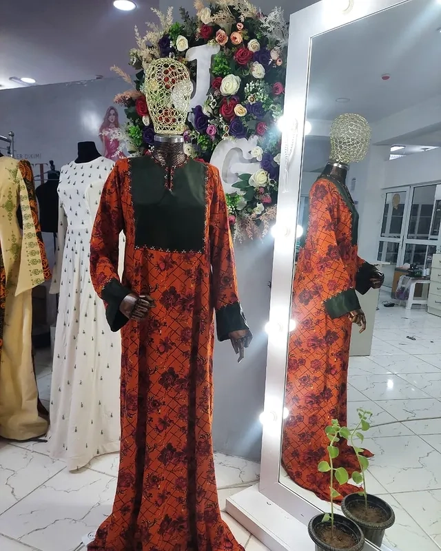 Türkmen fasonlar pombarh fasonlar Fasonlar 2025 fasonlar fason moda modalar Bezen bezen Türkmen fasonlar 2026 Türkmen fasonlar 2025 Türkmen fasonlar 2024 Türkmen fasonlar 2023 turkmenistan türkmenistan turkmen türkmen ashgabat  asgabat aşgabat balkan mary lebap dashoguz dasoguz daşoguz pombarh ponbarhat gulyupek gülýüpek stapel ştapel Gralan Çüýdeşen Abaýa Gadymy Krep Gurultaý 	Keteni Ýüpek Şifon Gipýur Lyon Welwet Atlas Kaşemir Streýç Suzana Ştapel Gülýüpek Pombarh Ýupka Gursakça Aksesuarlar Palto Penjek Okuw eşik Fata Sport eşik Uniforma Nakidka Öýme Şarf kompýuter ýaka ýaglyk Arenda köýnek 2nji el köýnek Taýyn köýnek Matalar Milli lybas milli lybaslar Toý köýnek Toý köýnekler toy koynek toy koynekler gundelik koynekler Gündelik	 
 köýnekler fata koynek Modern taze fason Eskiz koynektm turkmenkoynek türkmenkoynek fason moda moda fasonlar Iş eşik el iş	sada	ýakaly ýakasyz	keşdeli biserli	ýeňli giň nagyşly ýüregi açyk stoýka ýaka ýanly kombinasiýa 	zerli üsti aşak guşakly seçekli gysga ýeňli Gündelik ýakasyz, ýeňli, giň 26-35 Gara, Gyzyl yaz, tomus, guyz