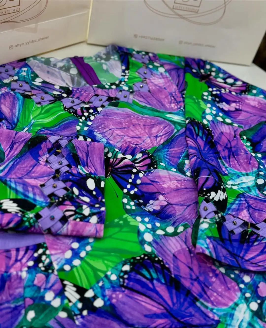 Türkmen fasonlar pombarh fasonlar Fasonlar 2025 fasonlar fason moda modalar Bezen bezen Türkmen fasonlar 2026 Türkmen fasonlar 2025 Türkmen fasonlar 2024 Türkmen fasonlar 2023 turkmenistan türkmenistan turkmen türkmen ashgabat  asgabat aşgabat balkan mary lebap dashoguz dasoguz daşoguz pombarh ponbarhat gulyupek gülýüpek stapel ştapel Gralan Çüýdeşen Abaýa Gadymy Krep Gurultaý 	Keteni Ýüpek Şifon Gipýur Lyon Welwet Atlas Kaşemir Streýç Suzana Ştapel Gülýüpek Pombarh Ýupka Gursakça Aksesuarlar Palto Penjek Okuw eşik Fata Sport eşik Uniforma Nakidka Öýme Şarf kompýuter ýaka ýaglyk Arenda köýnek 2nji el köýnek Taýyn köýnek Matalar Milli lybas milli lybaslar Toý köýnek Toý köýnekler toy koynek toy koynekler gundelik koynekler Gündelik	 
 köýnekler fata koynek Modern taze fason Eskiz koynektm turkmenkoynek türkmenkoynek fason moda moda fasonlar Iş eşik el iş	sada	ýakaly ýakasyz	keşdeli biserli	ýeňli giň nagyşly ýüregi açyk stoýka ýaka ýanly kombinasiýa 	zerli üsti aşak guşakly seçekli gysga ýeňli Ştapel  el iş, sada  Ýaşyl, Benewşe