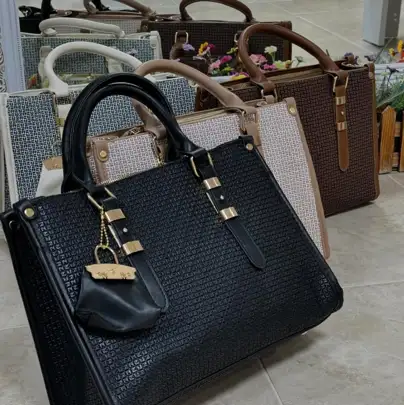 Türkmen fasonlar pombarh fasonlar Fasonlar 2025 fasonlar fason moda modalar Bezen bezen Türkmen fasonlar 2026 Türkmen fasonlar 2025 Türkmen fasonlar 2024 Türkmen fasonlar 2023 turkmenistan türkmenistan turkmen türkmen ashgabat  asgabat aşgabat balkan mary lebap dashoguz dasoguz daşoguz pombarh ponbarhat gulyupek gülýüpek stapel ştapel Gralan Çüýdeşen Abaýa Gadymy Krep Gurultaý 	Keteni Ýüpek Şifon Gipýur Lyon Welwet Atlas Kaşemir Streýç Suzana Ştapel Gülýüpek Pombarh Ýupka Gursakça Aksesuarlar Palto Penjek Okuw eşik Fata Sport eşik Uniforma Nakidka Öýme Şarf kompýuter ýaka ýaglyk Arenda köýnek 2nji el köýnek Taýyn köýnek Matalar Milli lybas milli lybaslar Toý köýnek Toý köýnekler toy koynek toy koynekler gundelik koynekler Gündelik	 
 köýnekler fata koynek Modern taze fason Eskiz koynektm turkmenkoynek türkmenkoynek fason moda moda fasonlar Iş eşik el iş	sada	ýakaly ýakasyz	keşdeli biserli	ýeňli giň nagyşly ýüregi açyk stoýka ýaka ýanly kombinasiýa 	zerli üsti aşak guşakly seçekli gysga ýeňli Sumka