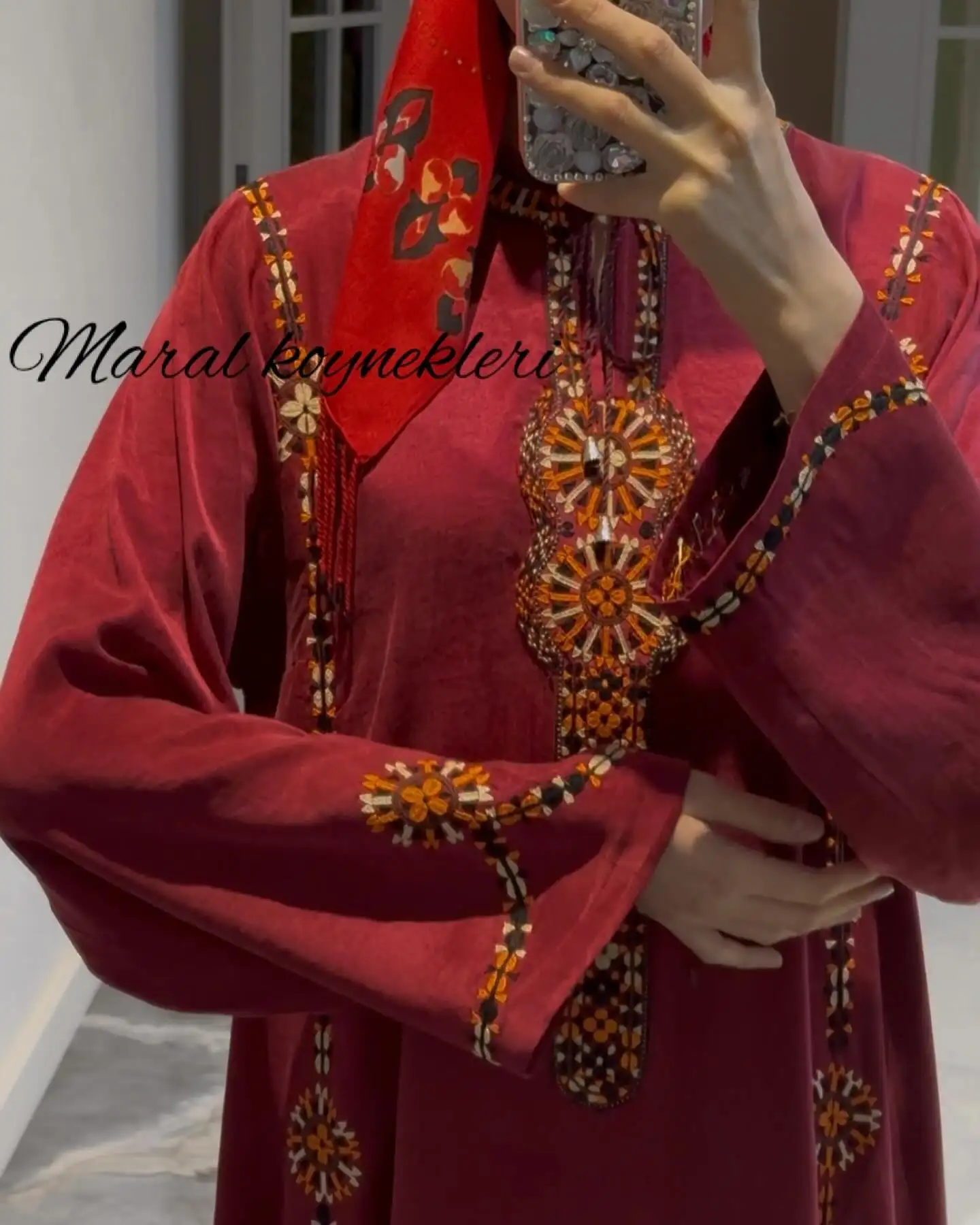 Türkmen fasonlar pombarh fasonlar Fasonlar 2025 fasonlar fason moda modalar Bezen bezen Türkmen fasonlar 2026 Türkmen fasonlar 2025 Türkmen fasonlar 2024 Türkmen fasonlar 2023 turkmenistan türkmenistan turkmen türkmen ashgabat  asgabat aşgabat balkan mary lebap dashoguz dasoguz daşoguz pombarh ponbarhat gulyupek gülýüpek stapel ştapel Gralan Çüýdeşen Abaýa Gadymy Krep Gurultaý 	Keteni Ýüpek Şifon Gipýur Lyon Welwet Atlas Kaşemir Streýç Suzana Ştapel Gülýüpek Pombarh Ýupka Gursakça Aksesuarlar Palto Penjek Okuw eşik Fata Sport eşik Uniforma Nakidka Öýme Şarf kompýuter ýaka ýaglyk Arenda köýnek 2nji el köýnek Taýyn köýnek Matalar Milli lybas milli lybaslar Toý köýnek Toý köýnekler toy koynek toy koynekler gundelik koynekler Gündelik	 
 köýnekler fata koynek Modern taze fason Eskiz koynektm turkmenkoynek türkmenkoynek fason moda moda fasonlar Iş eşik el iş	sada	ýakaly ýakasyz	keşdeli biserli	ýeňli giň nagyşly ýüregi açyk stoýka ýaka ýanly kombinasiýa 	zerli üsti aşak guşakly seçekli gysga ýeňli Gülýüpek Toý köýnek, Gündelik el iş, keşdeli, ýakaly, ýüregi açyk, ýeňli, giň, nagyşly 17-25, 26-35, 35+ Goýy-gyzyl