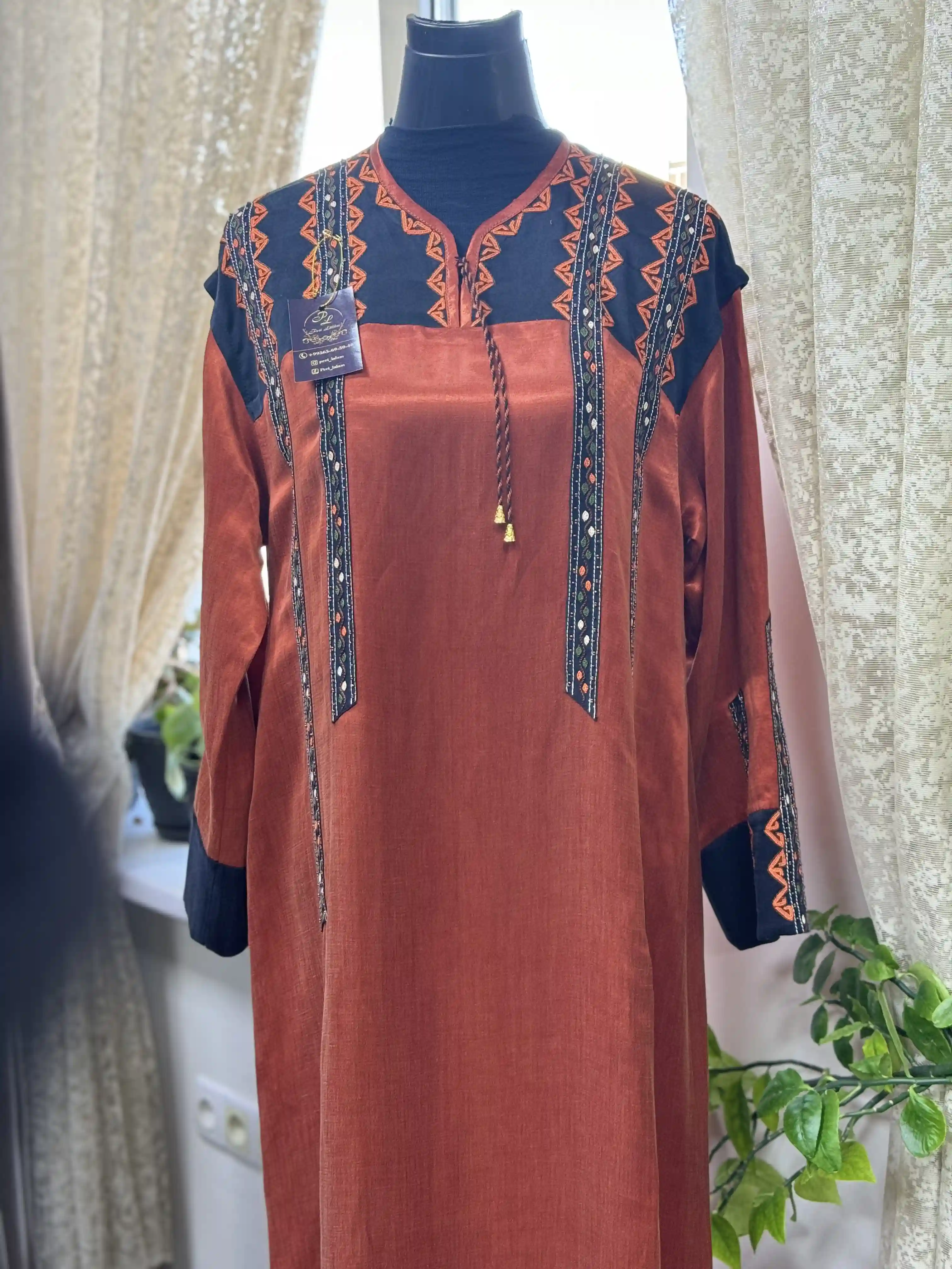 Türkmen fasonlar pombarh fasonlar Fasonlar 2025 fasonlar fason moda modalar Bezen bezen Türkmen fasonlar 2026 Türkmen fasonlar 2025 Türkmen fasonlar 2024 Türkmen fasonlar 2023 turkmenistan türkmenistan turkmen türkmen ashgabat  asgabat aşgabat balkan mary lebap dashoguz dasoguz daşoguz pombarh ponbarhat gulyupek gülýüpek stapel ştapel Gralan Çüýdeşen Abaýa Gadymy Krep Gurultaý 	Keteni Ýüpek Şifon Gipýur Lyon Welwet Atlas Kaşemir Streýç Suzana Ştapel Gülýüpek Pombarh Ýupka Gursakça Aksesuarlar Palto Penjek Okuw eşik Fata Sport eşik Uniforma Nakidka Öýme Şarf kompýuter ýaka ýaglyk Arenda köýnek 2nji el köýnek Taýyn köýnek Matalar Milli lybas milli lybaslar Toý köýnek Toý köýnekler toy koynek toy koynekler gundelik koynekler Gündelik	 
 köýnekler fata koynek Modern taze fason Eskiz koynektm turkmenkoynek türkmenkoynek fason moda moda fasonlar Iş eşik el iş	sada	ýakaly ýakasyz	keşdeli biserli	ýeňli giň nagyşly ýüregi açyk stoýka ýaka ýanly kombinasiýa 	zerli üsti aşak guşakly seçekli gysga ýeňli Lyon, Gülýüpek Toý köýnek keşdeli, ýakasyz, ýeňli 26-35, 35+ Çal, Gyzyl