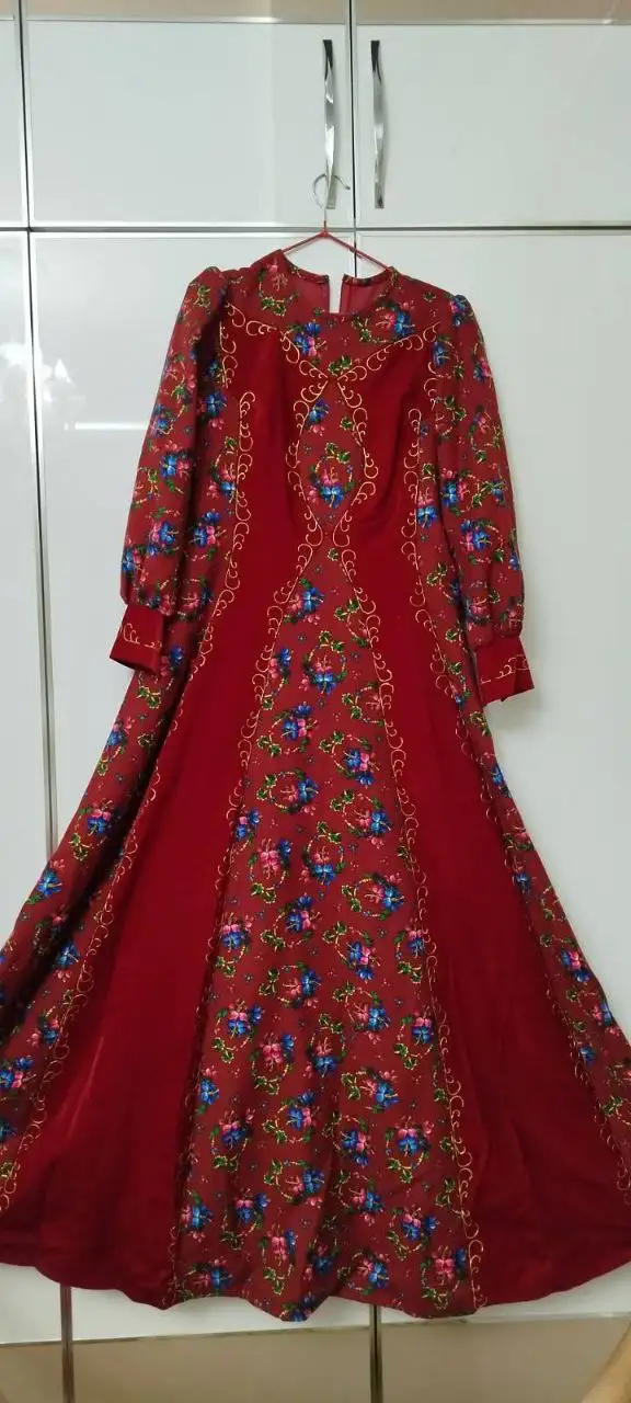 Türkmen fasonlar pombarh fasonlar Fasonlar 2025 fasonlar fason moda modalar Bezen bezen Türkmen fasonlar 2026 Türkmen fasonlar 2025 Türkmen fasonlar 2024 Türkmen fasonlar 2023 turkmenistan türkmenistan turkmen türkmen ashgabat  asgabat aşgabat balkan mary lebap dashoguz dasoguz daşoguz pombarh ponbarhat gulyupek gülýüpek stapel ştapel Gralan Çüýdeşen Abaýa Gadymy Krep Gurultaý 	Keteni Ýüpek Şifon Gipýur Lyon Welwet Atlas Kaşemir Streýç Suzana Ştapel Gülýüpek Pombarh Ýupka Gursakça Aksesuarlar Palto Penjek Okuw eşik Fata Sport eşik Uniforma Nakidka Öýme Şarf kompýuter ýaka ýaglyk Arenda köýnek 2nji el köýnek Taýyn köýnek Matalar Milli lybas milli lybaslar Toý köýnek Toý köýnekler toy koynek toy koynekler gundelik koynekler Gündelik	 
 köýnekler fata koynek Modern taze fason Eskiz koynektm turkmenkoynek türkmenkoynek fason moda moda fasonlar Iş eşik el iş	sada	ýakaly ýakasyz	keşdeli biserli	ýeňli giň nagyşly ýüregi açyk stoýka ýaka ýanly kombinasiýa 	zerli üsti aşak guşakly seçekli gysga ýeňli Ýüň Toý köýnek ýakasyz, ýeňli, giň, kombinasiýa, nagyşly 17-25, 26-35 Goýy-gyzyl, Gyzyl yaz, tomus, guyz, gysh 2nji el