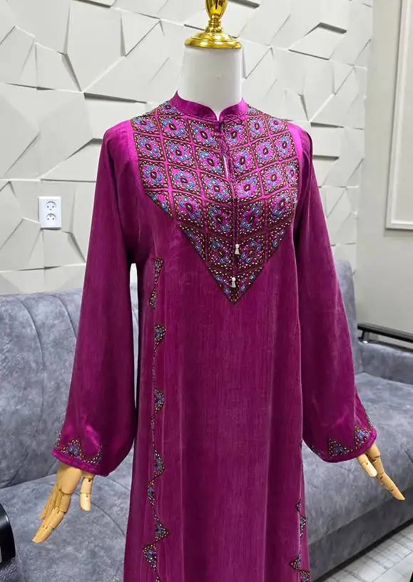 Türkmen fasonlar pombarh fasonlar Fasonlar 2025 fasonlar fason moda modalar Bezen bezen Türkmen fasonlar 2026 Türkmen fasonlar 2025 Türkmen fasonlar 2024 Türkmen fasonlar 2023 turkmenistan türkmenistan turkmen türkmen ashgabat  asgabat aşgabat balkan mary lebap dashoguz dasoguz daşoguz pombarh ponbarhat gulyupek gülýüpek stapel ştapel Gralan Çüýdeşen Abaýa Gadymy Krep Gurultaý 	Keteni Ýüpek Şifon Gipýur Lyon Welwet Atlas Kaşemir Streýç Suzana Ştapel Gülýüpek Pombarh Ýupka Gursakça Aksesuarlar Palto Penjek Okuw eşik Fata Sport eşik Uniforma Nakidka Öýme Şarf kompýuter ýaka ýaglyk Arenda köýnek 2nji el köýnek Taýyn köýnek Matalar Milli lybas milli lybaslar Toý köýnek Toý köýnekler toy koynek toy koynekler gundelik koynekler Gündelik	 
 köýnekler fata koynek Modern taze fason Eskiz koynektm turkmenkoynek türkmenkoynek fason moda moda fasonlar Iş eşik el iş	sada	ýakaly ýakasyz	keşdeli biserli	ýeňli giň nagyşly ýüregi açyk stoýka ýaka ýanly kombinasiýa 	zerli üsti aşak guşakly seçekli gysga ýeňli Gülýüpek Gündelik, Milli lybas el iş, keşdeli, ýakasyz, biserli, ýeňli, giň 17-25, 26-35 Gülgüne, Gyzyl yaz, tomus, guyz