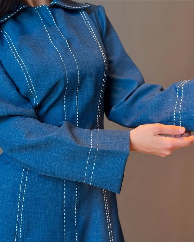 Türkmen fasonlar pombarh fasonlar Fasonlar 2025 fasonlar fason moda modalar Bezen bezen Türkmen fasonlar 2026 Türkmen fasonlar 2025 Türkmen fasonlar 2024 Türkmen fasonlar 2023 turkmenistan türkmenistan turkmen türkmen ashgabat  asgabat aşgabat balkan mary lebap dashoguz dasoguz daşoguz pombarh ponbarhat gulyupek gülýüpek stapel ştapel Gralan Çüýdeşen Abaýa Gadymy Krep Gurultaý 	Keteni Ýüpek Şifon Gipýur Lyon Welwet Atlas Kaşemir Streýç Suzana Ştapel Gülýüpek Pombarh Ýupka Gursakça Aksesuarlar Palto Penjek Okuw eşik Fata Sport eşik Uniforma Nakidka Öýme Şarf kompýuter ýaka ýaglyk Arenda köýnek 2nji el köýnek Taýyn köýnek Matalar Milli lybas milli lybaslar Toý köýnek Toý köýnekler toy koynek toy koynekler gundelik koynekler Gündelik	 
 köýnekler fata koynek Modern taze fason Eskiz koynektm turkmenkoynek türkmenkoynek fason moda moda fasonlar Iş eşik el iş	sada	ýakaly ýakasyz	keşdeli biserli	ýeňli giň nagyşly ýüregi açyk stoýka ýaka ýanly kombinasiýa 	zerli üsti aşak guşakly seçekli gysga ýeňli Lyon Toý köýnek, Modern el iş, ýakasyz, ýeňli, giň 17-25, 26-35, 35+ Goýy-gök yaz, tomus, guyz