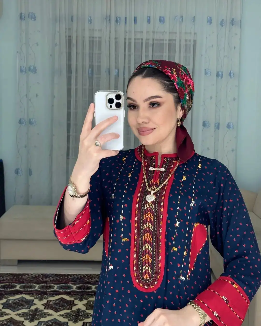 Türkmen fasonlar pombarh fasonlar Fasonlar 2025 fasonlar fason moda modalar Bezen bezen Türkmen fasonlar 2026 Türkmen fasonlar 2025 Türkmen fasonlar 2024 Türkmen fasonlar 2023 turkmenistan türkmenistan turkmen türkmen ashgabat  asgabat aşgabat balkan mary lebap dashoguz dasoguz daşoguz pombarh ponbarhat gulyupek gülýüpek stapel ştapel Gralan Çüýdeşen Abaýa Gadymy Krep Gurultaý 	Keteni Ýüpek Şifon Gipýur Lyon Welwet Atlas Kaşemir Streýç Suzana Ştapel Gülýüpek Pombarh Ýupka Gursakça Aksesuarlar Palto Penjek Okuw eşik Fata Sport eşik Uniforma Nakidka Öýme Şarf kompýuter ýaka ýaglyk Arenda köýnek 2nji el köýnek Taýyn köýnek Matalar Milli lybas milli lybaslar Toý köýnek Toý köýnekler toy koynek toy koynekler gundelik koynekler Gündelik	 
 köýnekler fata koynek Modern taze fason Eskiz koynektm turkmenkoynek türkmenkoynek fason moda moda fasonlar Iş eşik el iş	sada	ýakaly ýakasyz	keşdeli biserli	ýeňli giň nagyşly ýüregi açyk stoýka ýaka ýanly kombinasiýa 	zerli üsti aşak guşakly seçekli gysga ýeňli Ştapel Gündelik el iş, ýakaly  Goýy-gök