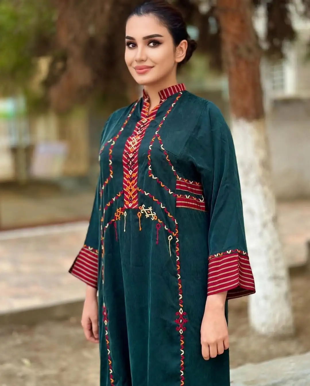 Türkmen fasonlar pombarh fasonlar Fasonlar 2025 fasonlar fason moda modalar Bezen bezen Türkmen fasonlar 2026 Türkmen fasonlar 2025 Türkmen fasonlar 2024 Türkmen fasonlar 2023 turkmenistan türkmenistan turkmen türkmen ashgabat  asgabat aşgabat balkan mary lebap dashoguz dasoguz daşoguz pombarh ponbarhat gulyupek gülýüpek stapel ştapel Gralan Çüýdeşen Abaýa Gadymy Krep Gurultaý 	Keteni Ýüpek Şifon Gipýur Lyon Welwet Atlas Kaşemir Streýç Suzana Ştapel Gülýüpek Pombarh Ýupka Gursakça Aksesuarlar Palto Penjek Okuw eşik Fata Sport eşik Uniforma Nakidka Öýme Şarf kompýuter ýaka ýaglyk Arenda köýnek 2nji el köýnek Taýyn köýnek Matalar Milli lybas milli lybaslar Toý köýnek Toý köýnekler toy koynek toy koynekler gundelik koynekler Gündelik	 
 köýnekler fata koynek Modern taze fason Eskiz koynektm turkmenkoynek türkmenkoynek fason moda moda fasonlar Iş eşik el iş	sada	ýakaly ýakasyz	keşdeli biserli	ýeňli giň nagyşly ýüregi açyk stoýka ýaka ýanly kombinasiýa 	zerli üsti aşak guşakly seçekli gysga ýeňli Gülýüpek Gündelik el iş, keşdeli  Goýy-ýaşyl