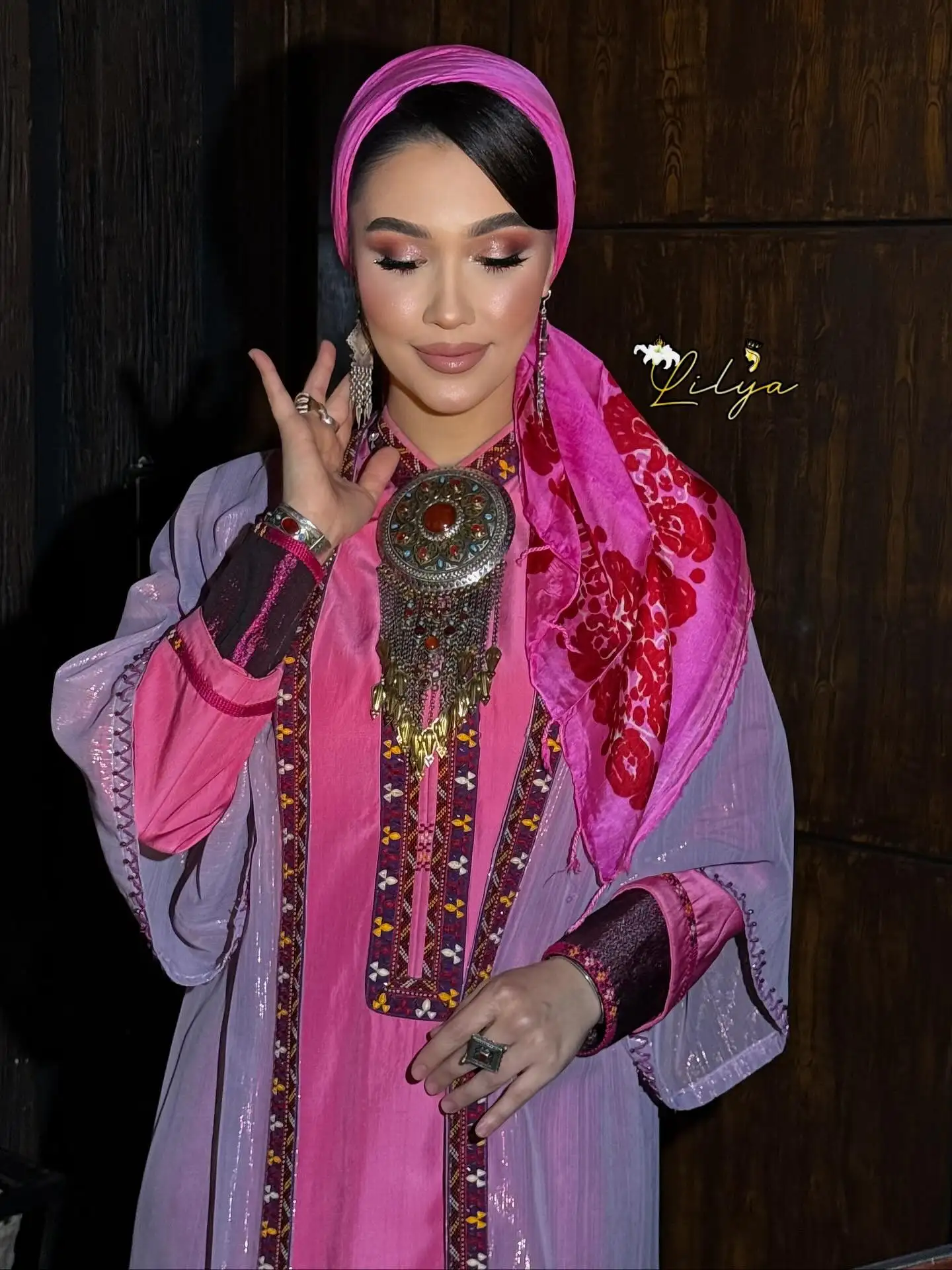 Türkmen fasonlar pombarh fasonlar Fasonlar 2025 fasonlar fason moda modalar Bezen bezen Türkmen fasonlar 2026 Türkmen fasonlar 2025 Türkmen fasonlar 2024 Türkmen fasonlar 2023 turkmenistan türkmenistan turkmen türkmen ashgabat  asgabat aşgabat balkan mary lebap dashoguz dasoguz daşoguz pombarh ponbarhat gulyupek gülýüpek stapel ştapel Gralan Çüýdeşen Abaýa Gadymy Krep Gurultaý 	Keteni Ýüpek Şifon Gipýur Lyon Welwet Atlas Kaşemir Streýç Suzana Ştapel Gülýüpek Pombarh Ýupka Gursakça Aksesuarlar Palto Penjek Okuw eşik Fata Sport eşik Uniforma Nakidka Öýme Şarf kompýuter ýaka ýaglyk Arenda köýnek 2nji el köýnek Taýyn köýnek Matalar Milli lybas milli lybaslar Toý köýnek Toý köýnekler toy koynek toy koynekler gundelik koynekler Gündelik	 
 köýnekler fata koynek Modern taze fason Eskiz koynektm turkmenkoynek türkmenkoynek fason moda moda fasonlar Iş eşik el iş	sada	ýakaly ýakasyz	keşdeli biserli	ýeňli giň nagyşly ýüregi açyk stoýka ýaka ýanly kombinasiýa 	zerli üsti aşak guşakly seçekli gysga ýeňli 