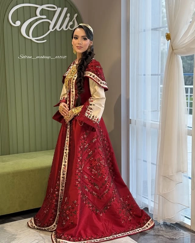 Türkmen fasonlar pombarh fasonlar Fasonlar 2025 fasonlar fason moda modalar Bezen bezen Türkmen fasonlar 2026 Türkmen fasonlar 2025 Türkmen fasonlar 2024 Türkmen fasonlar 2023 turkmenistan türkmenistan turkmen türkmen ashgabat  asgabat aşgabat balkan mary lebap dashoguz dasoguz daşoguz pombarh ponbarhat gulyupek gülýüpek stapel ştapel Gralan Çüýdeşen Abaýa Gadymy Krep Gurultaý 	Keteni Ýüpek Şifon Gipýur Lyon Welwet Atlas Kaşemir Streýç Suzana Ştapel Gülýüpek Pombarh Ýupka Gursakça Aksesuarlar Palto Penjek Okuw eşik Fata Sport eşik Uniforma Nakidka Öýme Şarf kompýuter ýaka ýaglyk Arenda köýnek 2nji el köýnek Taýyn köýnek Matalar Milli lybas milli lybaslar Toý köýnek Toý köýnekler toy koynek toy koynekler gundelik koynekler Gündelik	 
 köýnekler fata koynek Modern taze fason Eskiz koynektm turkmenkoynek türkmenkoynek fason moda moda fasonlar Iş eşik el iş	sada	ýakaly ýakasyz	keşdeli biserli	ýeňli giň nagyşly ýüregi açyk stoýka ýaka ýanly kombinasiýa 	zerli üsti aşak guşakly seçekli gysga ýeňli Keteni, Lyon Toý köýnek el iş, keşdeli, ýakasyz, biserli, ýeňli, giň, kombinasiýa, nagyşly 17-25 Bežewyý, Gyzyl yaz, tomus, guyz, gysh