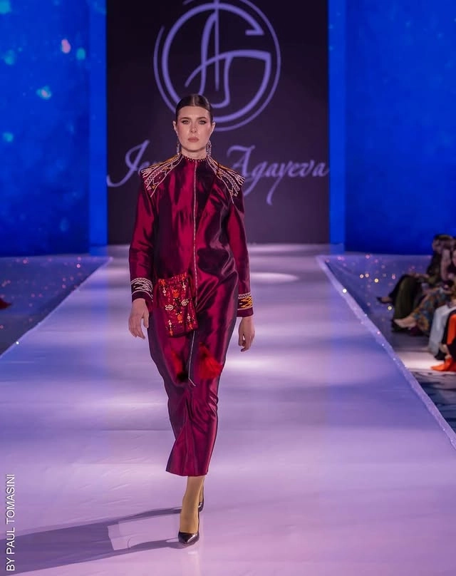 Türkmen fasonlar pombarh fasonlar Fasonlar 2025 fasonlar fason moda modalar Bezen bezen Türkmen fasonlar 2026 Türkmen fasonlar 2025 Türkmen fasonlar 2024 Türkmen fasonlar 2023 turkmenistan türkmenistan turkmen türkmen ashgabat  asgabat aşgabat balkan mary lebap dashoguz dasoguz daşoguz pombarh ponbarhat gulyupek gülýüpek stapel ştapel Gralan Çüýdeşen Abaýa Gadymy Krep Gurultaý 	Keteni Ýüpek Şifon Gipýur Lyon Welwet Atlas Kaşemir Streýç Suzana Ştapel Gülýüpek Pombarh Ýupka Gursakça Aksesuarlar Palto Penjek Okuw eşik Fata Sport eşik Uniforma Nakidka Öýme Şarf kompýuter ýaka ýaglyk Arenda köýnek 2nji el köýnek Taýyn köýnek Matalar Milli lybas milli lybaslar Toý köýnek Toý köýnekler toy koynek toy koynekler gundelik koynekler Gündelik	 
 köýnekler fata koynek Modern taze fason Eskiz koynektm turkmenkoynek türkmenkoynek fason moda moda fasonlar Iş eşik el iş	sada	ýakaly ýakasyz	keşdeli biserli	ýeňli giň nagyşly ýüregi açyk stoýka ýaka ýanly kombinasiýa 	zerli üsti aşak guşakly seçekli gysga ýeňli Ýüpek, Şantu Modern el iş, ýakasyz, ýeňli, giň 17-25, 26-35 Goýy-gyzyl yaz, tomus, guyz