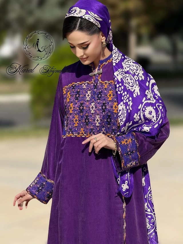 Türkmen fasonlar pombarh fasonlar Fasonlar 2025 fasonlar fason moda modalar Bezen bezen Türkmen fasonlar 2026 Türkmen fasonlar 2025 Türkmen fasonlar 2024 Türkmen fasonlar 2023 turkmenistan türkmenistan turkmen türkmen ashgabat  asgabat aşgabat balkan mary lebap dashoguz dasoguz daşoguz pombarh ponbarhat gulyupek gülýüpek stapel ştapel Gralan Çüýdeşen Abaýa Gadymy Krep Gurultaý 	Keteni Ýüpek Şifon Gipýur Lyon Welwet Atlas Kaşemir Streýç Suzana Ştapel Gülýüpek Pombarh Ýupka Gursakça Aksesuarlar Palto Penjek Okuw eşik Fata Sport eşik Uniforma Nakidka Öýme Şarf kompýuter ýaka ýaglyk Arenda köýnek 2nji el köýnek Taýyn köýnek Matalar Milli lybas milli lybaslar Toý köýnek Toý köýnekler toy koynek toy koynekler gundelik koynekler Gündelik	 
 köýnekler fata koynek Modern taze fason Eskiz koynektm turkmenkoynek türkmenkoynek fason moda moda fasonlar Iş eşik el iş	sada	ýakaly ýakasyz	keşdeli biserli	ýeňli giň nagyşly ýüregi açyk stoýka ýaka ýanly kombinasiýa 	zerli üsti aşak guşakly seçekli gysga ýeňli 