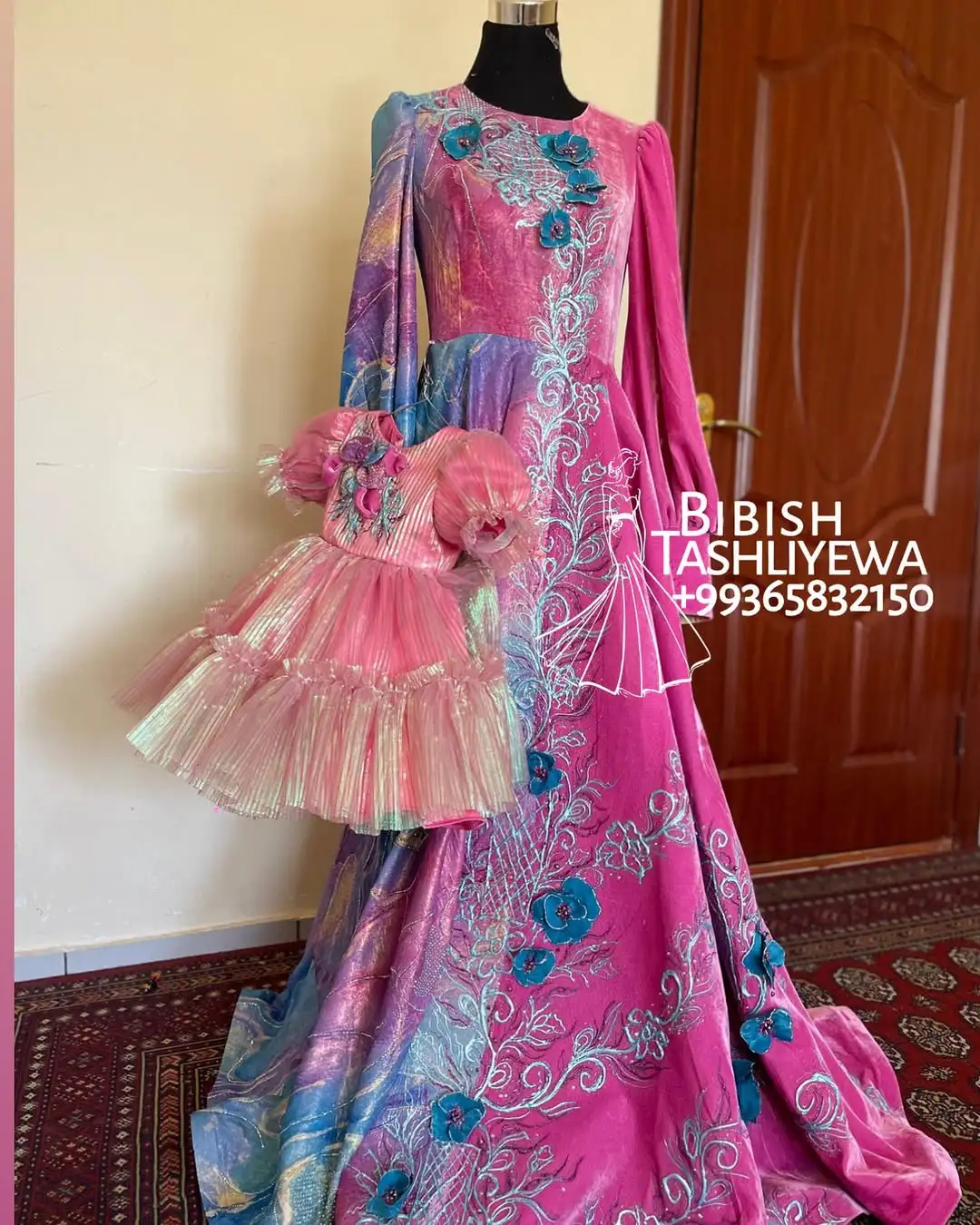 Türkmen fasonlar pombarh fasonlar Fasonlar 2025 fasonlar fason moda modalar Bezen bezen Türkmen fasonlar 2026 Türkmen fasonlar 2025 Türkmen fasonlar 2024 Türkmen fasonlar 2023 turkmenistan türkmenistan turkmen türkmen ashgabat  asgabat aşgabat balkan mary lebap dashoguz dasoguz daşoguz pombarh ponbarhat gulyupek gülýüpek stapel ştapel Gralan Çüýdeşen Abaýa Gadymy Krep Gurultaý 	Keteni Ýüpek Şifon Gipýur Lyon Welwet Atlas Kaşemir Streýç Suzana Ştapel Gülýüpek Pombarh Ýupka Gursakça Aksesuarlar Palto Penjek Okuw eşik Fata Sport eşik Uniforma Nakidka Öýme Şarf kompýuter ýaka ýaglyk Arenda köýnek 2nji el köýnek Taýyn köýnek Matalar Milli lybas milli lybaslar Toý köýnek Toý köýnekler toy koynek toy koynekler gundelik koynekler Gündelik	 
 köýnekler fata koynek Modern taze fason Eskiz koynektm turkmenkoynek türkmenkoynek fason moda moda fasonlar Iş eşik el iş	sada	ýakaly ýakasyz	keşdeli biserli	ýeňli giň nagyşly ýüregi açyk stoýka ýaka ýanly kombinasiýa 	zerli üsti aşak guşakly seçekli gysga ýeňli Şifon, Suzana Toý köýnek el iş, ýakaly, biserli  Gülgüne