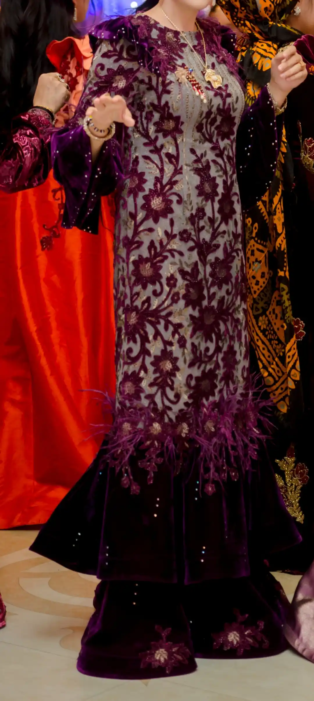 Türkmen fasonlar pombarh fasonlar Fasonlar 2025 fasonlar fason moda modalar Bezen bezen Türkmen fasonlar 2026 Türkmen fasonlar 2025 Türkmen fasonlar 2024 Türkmen fasonlar 2023 turkmenistan türkmenistan turkmen türkmen ashgabat  asgabat aşgabat balkan mary lebap dashoguz dasoguz daşoguz pombarh ponbarhat gulyupek gülýüpek stapel ştapel Gralan Çüýdeşen Abaýa Gadymy Krep Gurultaý 	Keteni Ýüpek Şifon Gipýur Lyon Welwet Atlas Kaşemir Streýç Suzana Ştapel Gülýüpek Pombarh Ýupka Gursakça Aksesuarlar Palto Penjek Okuw eşik Fata Sport eşik Uniforma Nakidka Öýme Şarf kompýuter ýaka ýaglyk Arenda köýnek 2nji el köýnek Taýyn köýnek Matalar Milli lybas milli lybaslar Toý köýnek Toý köýnekler toy koynek toy koynekler gundelik koynekler Gündelik	 
 köýnekler fata koynek Modern taze fason Eskiz koynektm turkmenkoynek türkmenkoynek fason moda moda fasonlar Iş eşik el iş	sada	ýakaly ýakasyz	keşdeli biserli	ýeňli giň nagyşly ýüregi açyk stoýka ýaka ýanly kombinasiýa 	zerli üsti aşak guşakly seçekli gysga ýeňli Gipýur, Tulky Toý köýnek el iş, keşdeli, ýakasyz, biserli, ýanly, ýeňli, giň, kombinasiýa, nagyşly, gaş 26-35 Goýy-gyzyl, Wizon yaz, guyz, gysh 2nji el