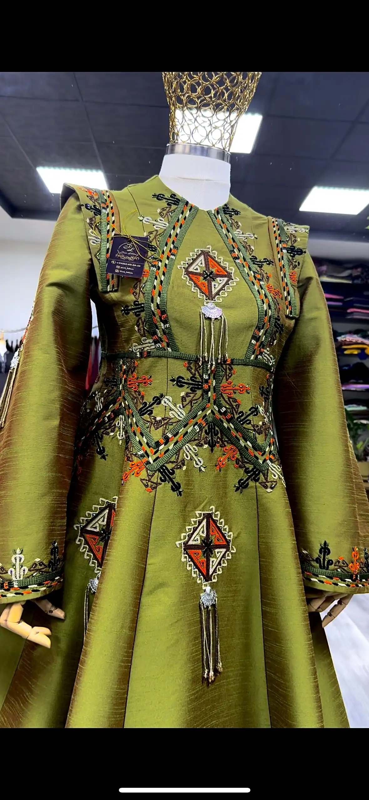 Türkmen fasonlar pombarh fasonlar Fasonlar 2025 fasonlar fason moda modalar Bezen bezen Türkmen fasonlar 2026 Türkmen fasonlar 2025 Türkmen fasonlar 2024 Türkmen fasonlar 2023 turkmenistan türkmenistan turkmen türkmen ashgabat  asgabat aşgabat balkan mary lebap dashoguz dasoguz daşoguz pombarh ponbarhat gulyupek gülýüpek stapel ştapel Gralan Çüýdeşen Abaýa Gadymy Krep Gurultaý 	Keteni Ýüpek Şifon Gipýur Lyon Welwet Atlas Kaşemir Streýç Suzana Ştapel Gülýüpek Pombarh Ýupka Gursakça Aksesuarlar Palto Penjek Okuw eşik Fata Sport eşik Uniforma Nakidka Öýme Şarf kompýuter ýaka ýaglyk Arenda köýnek 2nji el köýnek Taýyn köýnek Matalar Milli lybas milli lybaslar Toý köýnek Toý köýnekler toy koynek toy koynekler gundelik koynekler Gündelik	 
 köýnekler fata koynek Modern taze fason Eskiz koynektm turkmenkoynek türkmenkoynek fason moda moda fasonlar Iş eşik el iş	sada	ýakaly ýakasyz	keşdeli biserli	ýeňli giň nagyşly ýüregi açyk stoýka ýaka ýanly kombinasiýa 	zerli üsti aşak guşakly seçekli gysga ýeňli Keteni, Atlas Toý köýnek el iş, keşdeli, ýakaly, ýeňli  Altyn