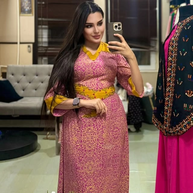 Türkmen fasonlar pombarh fasonlar Fasonlar 2025 fasonlar fason moda modalar Bezen bezen Türkmen fasonlar 2026 Türkmen fasonlar 2025 Türkmen fasonlar 2024 Türkmen fasonlar 2023 turkmenistan türkmenistan turkmen türkmen ashgabat  asgabat aşgabat balkan mary lebap dashoguz dasoguz daşoguz pombarh ponbarhat gulyupek gülýüpek stapel ştapel Gralan Çüýdeşen Abaýa Gadymy Krep Gurultaý 	Keteni Ýüpek Şifon Gipýur Lyon Welwet Atlas Kaşemir Streýç Suzana Ştapel Gülýüpek Pombarh Ýupka Gursakça Aksesuarlar Palto Penjek Okuw eşik Fata Sport eşik Uniforma Nakidka Öýme Şarf kompýuter ýaka ýaglyk Arenda köýnek 2nji el köýnek Taýyn köýnek Matalar Milli lybas milli lybaslar Toý köýnek Toý köýnekler toy koynek toy koynekler gundelik koynekler Gündelik	 
 köýnekler fata koynek Modern taze fason Eskiz koynektm turkmenkoynek türkmenkoynek fason moda moda fasonlar Iş eşik el iş	sada	ýakaly ýakasyz	keşdeli biserli	ýeňli giň nagyşly ýüregi açyk stoýka ýaka ýanly kombinasiýa 	zerli üsti aşak guşakly seçekli gysga ýeňli Ýüpek, Ştapel Gündelik el iş, ýakasyz, gysga ýeňli, kombinasiýa 12-16, 17-25, 26-35 Pudra tomus, guyz