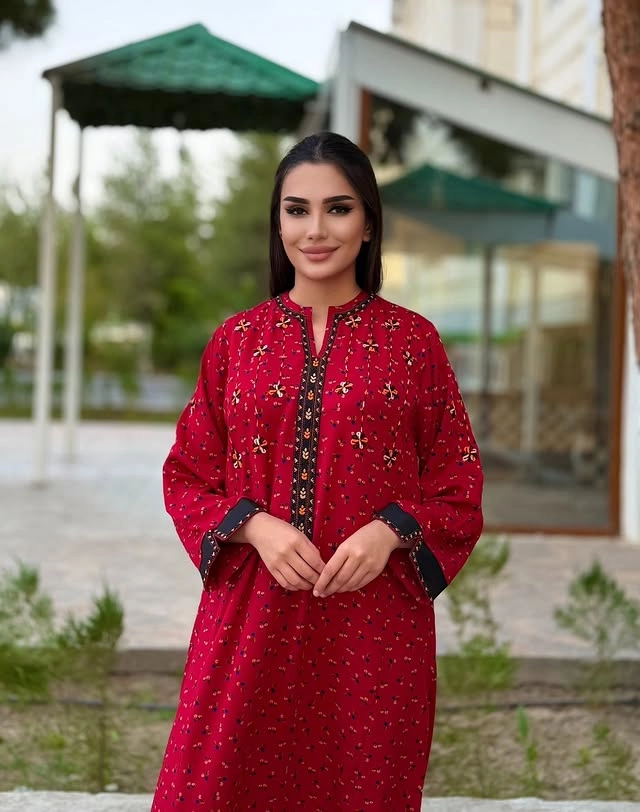 Türkmen fasonlar pombarh fasonlar Fasonlar 2025 fasonlar fason moda modalar Bezen bezen Türkmen fasonlar 2026 Türkmen fasonlar 2025 Türkmen fasonlar 2024 Türkmen fasonlar 2023 turkmenistan türkmenistan turkmen türkmen ashgabat  asgabat aşgabat balkan mary lebap dashoguz dasoguz daşoguz pombarh ponbarhat gulyupek gülýüpek stapel ştapel Gralan Çüýdeşen Abaýa Gadymy Krep Gurultaý 	Keteni Ýüpek Şifon Gipýur Lyon Welwet Atlas Kaşemir Streýç Suzana Ştapel Gülýüpek Pombarh Ýupka Gursakça Aksesuarlar Palto Penjek Okuw eşik Fata Sport eşik Uniforma Nakidka Öýme Şarf kompýuter ýaka ýaglyk Arenda köýnek 2nji el köýnek Taýyn köýnek Matalar Milli lybas milli lybaslar Toý köýnek Toý köýnekler toy koynek toy koynekler gundelik koynekler Gündelik	 
 köýnekler fata koynek Modern taze fason Eskiz koynektm turkmenkoynek türkmenkoynek fason moda moda fasonlar Iş eşik el iş	sada	ýakaly ýakasyz	keşdeli biserli	ýeňli giň nagyşly ýüregi açyk stoýka ýaka ýanly kombinasiýa 	zerli üsti aşak guşakly seçekli gysga ýeňli Ştapel Gündelik el iş, keşdeli, ýakaly, ýeňli, giň 17-25, 26-35 Gyzyl yaz, tomus, guyz, gysh