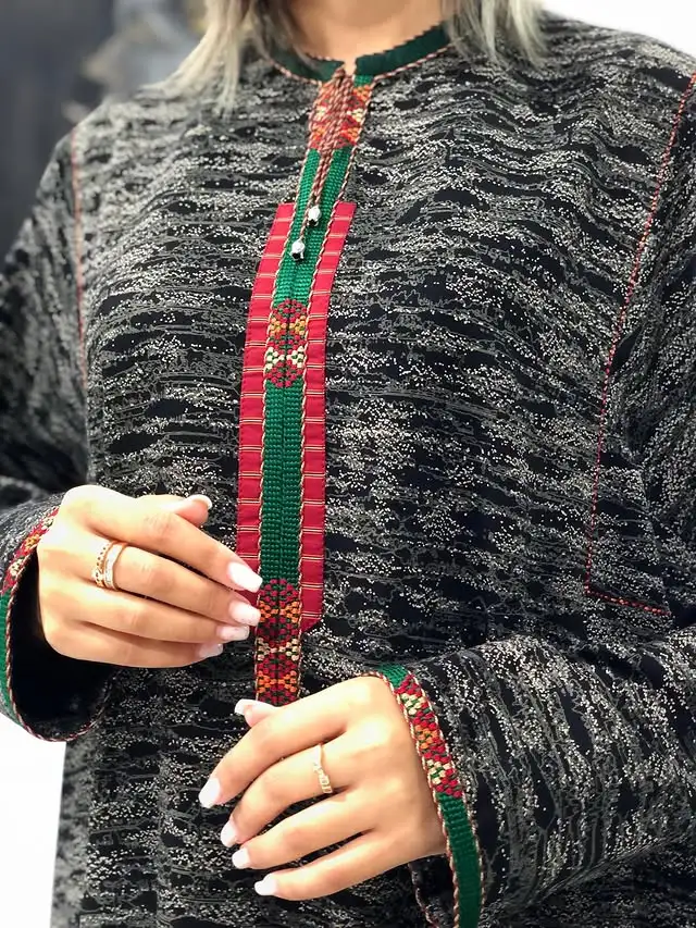 Türkmen fasonlar pombarh fasonlar Fasonlar 2025 fasonlar fason moda modalar Bezen bezen Türkmen fasonlar 2026 Türkmen fasonlar 2025 Türkmen fasonlar 2024 Türkmen fasonlar 2023 turkmenistan türkmenistan turkmen türkmen ashgabat  asgabat aşgabat balkan mary lebap dashoguz dasoguz daşoguz pombarh ponbarhat gulyupek gülýüpek stapel ştapel Gralan Çüýdeşen Abaýa Gadymy Krep Gurultaý 	Keteni Ýüpek Şifon Gipýur Lyon Welwet Atlas Kaşemir Streýç Suzana Ştapel Gülýüpek Pombarh Ýupka Gursakça Aksesuarlar Palto Penjek Okuw eşik Fata Sport eşik Uniforma Nakidka Öýme Şarf kompýuter ýaka ýaglyk Arenda köýnek 2nji el köýnek Taýyn köýnek Matalar Milli lybas milli lybaslar Toý köýnek Toý köýnekler toy koynek toy koynekler gundelik koynekler Gündelik	 
 köýnekler fata koynek Modern taze fason Eskiz koynektm turkmenkoynek türkmenkoynek fason moda moda fasonlar Iş eşik el iş	sada	ýakaly ýakasyz	keşdeli biserli	ýeňli giň nagyşly ýüregi açyk stoýka ýaka ýanly kombinasiýa 	zerli üsti aşak guşakly seçekli gysga ýeňli Ştapel, Gülýüpek Gündelik el iş, keşdeli, ýeňli, giň 26-35 Gara, Ak yaz, tomus, guyz