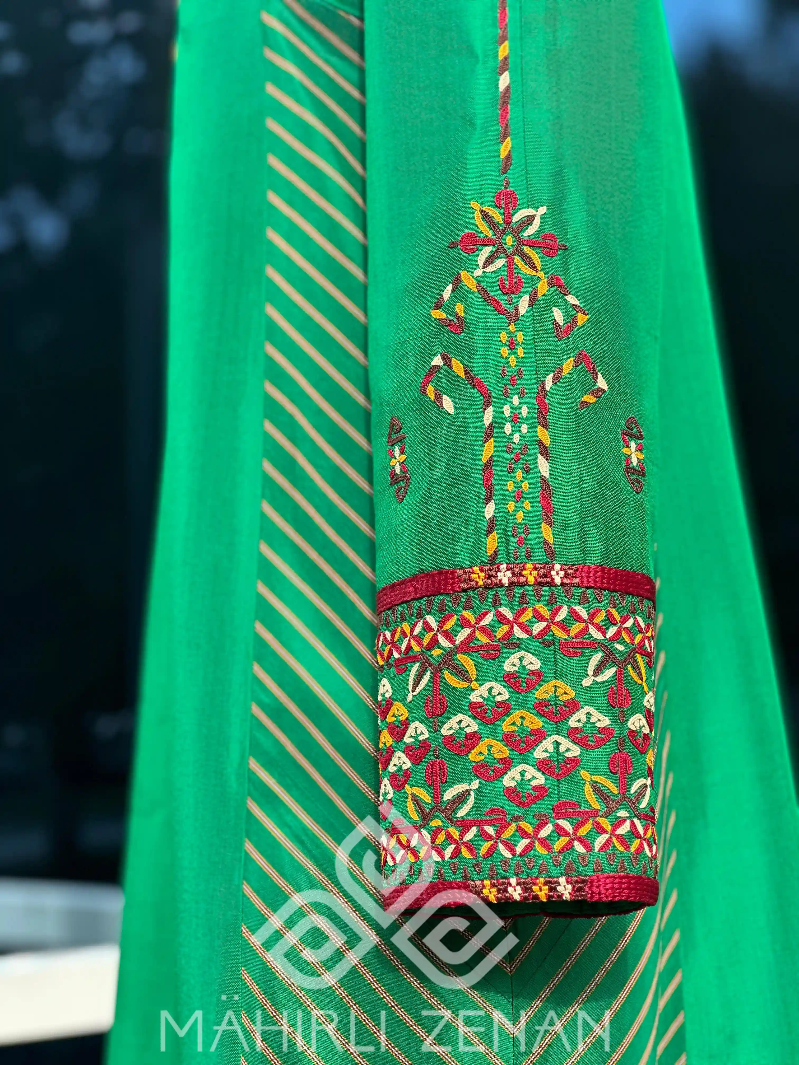 Türkmen fasonlar pombarh fasonlar Fasonlar 2025 fasonlar fason moda modalar Bezen bezen Türkmen fasonlar 2026 Türkmen fasonlar 2025 Türkmen fasonlar 2024 Türkmen fasonlar 2023 turkmenistan türkmenistan turkmen türkmen ashgabat  asgabat aşgabat balkan mary lebap dashoguz dasoguz daşoguz pombarh ponbarhat gulyupek gülýüpek stapel ştapel Gralan Çüýdeşen Abaýa Gadymy Krep Gurultaý 	Keteni Ýüpek Şifon Gipýur Lyon Welwet Atlas Kaşemir Streýç Suzana Ştapel Gülýüpek Pombarh Ýupka Gursakça Aksesuarlar Palto Penjek Okuw eşik Fata Sport eşik Uniforma Nakidka Öýme Şarf kompýuter ýaka ýaglyk Arenda köýnek 2nji el köýnek Taýyn köýnek Matalar Milli lybas milli lybaslar Toý köýnek Toý köýnekler toy koynek toy koynekler gundelik koynekler Gündelik	 
 köýnekler fata koynek Modern taze fason Eskiz koynektm turkmenkoynek türkmenkoynek fason moda moda fasonlar Iş eşik el iş	sada	ýakaly ýakasyz	keşdeli biserli	ýeňli giň nagyşly ýüregi açyk stoýka ýaka ýanly kombinasiýa 	zerli üsti aşak guşakly seçekli gysga ýeňli Keteni  el iş, sada  Bežewyý, Gyzyl, Sary, Goýy-ýaşyl