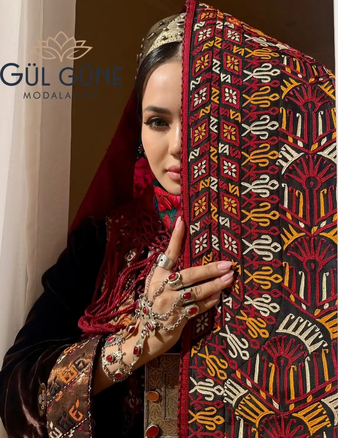 Türkmen fasonlar pombarh fasonlar Fasonlar 2025 fasonlar fason moda modalar Bezen bezen Türkmen fasonlar 2026 Türkmen fasonlar 2025 Türkmen fasonlar 2024 Türkmen fasonlar 2023 turkmenistan türkmenistan turkmen türkmen ashgabat  asgabat aşgabat balkan mary lebap dashoguz dasoguz daşoguz pombarh ponbarhat gulyupek gülýüpek stapel ştapel Gralan Çüýdeşen Abaýa Gadymy Krep Gurultaý 	Keteni Ýüpek Şifon Gipýur Lyon Welwet Atlas Kaşemir Streýç Suzana Ştapel Gülýüpek Pombarh Ýupka Gursakça Aksesuarlar Palto Penjek Okuw eşik Fata Sport eşik Uniforma Nakidka Öýme Şarf kompýuter ýaka ýaglyk Arenda köýnek 2nji el köýnek Taýyn köýnek Matalar Milli lybas milli lybaslar Toý köýnek Toý köýnekler toy koynek toy koynekler gundelik koynekler Gündelik	 
 köýnekler fata koynek Modern taze fason Eskiz koynektm turkmenkoynek türkmenkoynek fason moda moda fasonlar Iş eşik el iş	sada	ýakaly ýakasyz	keşdeli biserli	ýeňli giň nagyşly ýüregi açyk stoýka ýaka ýanly kombinasiýa 	zerli üsti aşak guşakly seçekli gysga ýeňli 