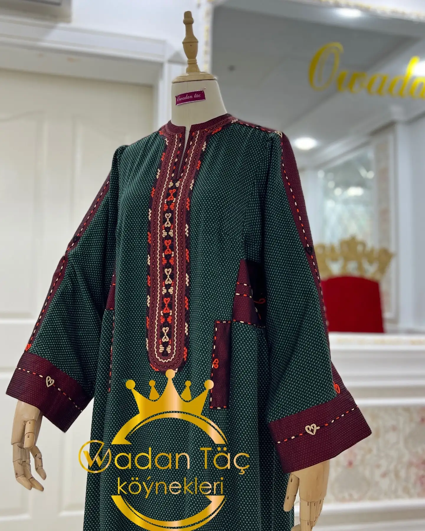 Türkmen fasonlar pombarh fasonlar Fasonlar 2025 fasonlar fason moda modalar Bezen bezen Türkmen fasonlar 2026 Türkmen fasonlar 2025 Türkmen fasonlar 2024 Türkmen fasonlar 2023 turkmenistan türkmenistan turkmen türkmen ashgabat  asgabat aşgabat balkan mary lebap dashoguz dasoguz daşoguz pombarh ponbarhat gulyupek gülýüpek stapel ştapel Gralan Çüýdeşen Abaýa Gadymy Krep Gurultaý 	Keteni Ýüpek Şifon Gipýur Lyon Welwet Atlas Kaşemir Streýç Suzana Ştapel Gülýüpek Pombarh Ýupka Gursakça Aksesuarlar Palto Penjek Okuw eşik Fata Sport eşik Uniforma Nakidka Öýme Şarf kompýuter ýaka ýaglyk Arenda köýnek 2nji el köýnek Taýyn köýnek Matalar Milli lybas milli lybaslar Toý köýnek Toý köýnekler toy koynek toy koynekler gundelik koynekler Gündelik	 
 köýnekler fata koynek Modern taze fason Eskiz koynektm turkmenkoynek türkmenkoynek fason moda moda fasonlar Iş eşik el iş	sada	ýakaly ýakasyz	keşdeli biserli	ýeňli giň nagyşly ýüregi açyk stoýka ýaka ýanly kombinasiýa 	zerli üsti aşak guşakly seçekli gysga ýeňli Ştapel Gündelik el iş, ýakaly  Goýy-ýaşyl