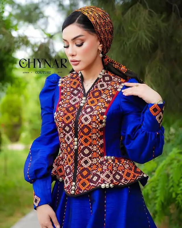 Türkmen fasonlar pombarh fasonlar Fasonlar 2025 fasonlar fason moda modalar Bezen bezen Türkmen fasonlar 2026 Türkmen fasonlar 2025 Türkmen fasonlar 2024 Türkmen fasonlar 2023 turkmenistan türkmenistan turkmen türkmen ashgabat  asgabat aşgabat balkan mary lebap dashoguz dasoguz daşoguz pombarh ponbarhat gulyupek gülýüpek stapel ştapel Gralan Çüýdeşen Abaýa Gadymy Krep Gurultaý 	Keteni Ýüpek Şifon Gipýur Lyon Welwet Atlas Kaşemir Streýç Suzana Ştapel Gülýüpek Pombarh Ýupka Gursakça Aksesuarlar Palto Penjek Okuw eşik Fata Sport eşik Uniforma Nakidka Öýme Şarf kompýuter ýaka ýaglyk Arenda köýnek 2nji el köýnek Taýyn köýnek Matalar Milli lybas milli lybaslar Toý köýnek Toý köýnekler toy koynek toy koynekler gundelik koynekler Gündelik	 
 köýnekler fata koynek Modern taze fason Eskiz koynektm turkmenkoynek türkmenkoynek fason moda moda fasonlar Iş eşik el iş	sada	ýakaly ýakasyz	keşdeli biserli	ýeňli giň nagyşly ýüregi açyk stoýka ýaka ýanly kombinasiýa 	zerli üsti aşak guşakly seçekli gysga ýeňli Toý köýnek el iş, keşdeli, ýakasyz, ýeňli, giň, nagyşly 26-35 Goýy-gök yaz, guyz, gysh