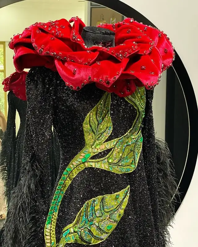 Türkmen fasonlar pombarh fasonlar Fasonlar 2025 fasonlar fason moda modalar Bezen bezen Türkmen fasonlar 2026 Türkmen fasonlar 2025 Türkmen fasonlar 2024 Türkmen fasonlar 2023 turkmenistan türkmenistan turkmen türkmen ashgabat  asgabat aşgabat balkan mary lebap dashoguz dasoguz daşoguz pombarh ponbarhat gulyupek gülýüpek stapel ştapel Gralan Çüýdeşen Abaýa Gadymy Krep Gurultaý 	Keteni Ýüpek Şifon Gipýur Lyon Welwet Atlas Kaşemir Streýç Suzana Ştapel Gülýüpek Pombarh Ýupka Gursakça Aksesuarlar Palto Penjek Okuw eşik Fata Sport eşik Uniforma Nakidka Öýme Şarf kompýuter ýaka ýaglyk Arenda köýnek 2nji el köýnek Taýyn köýnek Matalar Milli lybas milli lybaslar Toý köýnek Toý köýnekler toy koynek toy koynekler gundelik koynekler Gündelik	 
 köýnekler fata koynek Modern taze fason Eskiz koynektm turkmenkoynek türkmenkoynek fason moda moda fasonlar Iş eşik el iş	sada	ýakaly ýakasyz	keşdeli biserli	ýeňli giň nagyşly ýüregi açyk stoýka ýaka ýanly kombinasiýa 	zerli üsti aşak guşakly seçekli gysga ýeňli Modern el iş, ýakasyz, biserli, ýeňli, giň, kombinasiýa 26-35 Gara