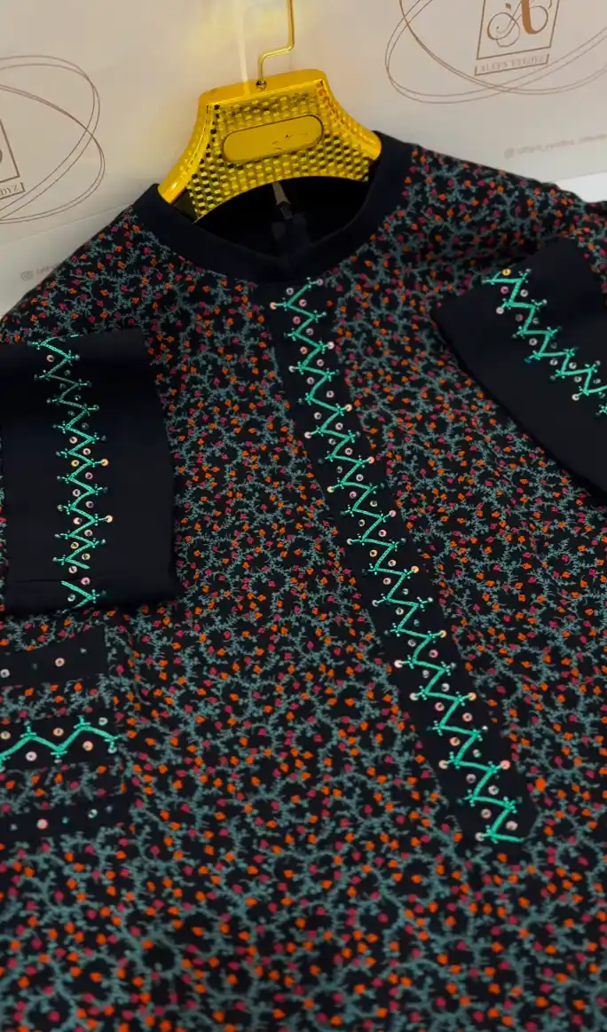 Türkmen fasonlar pombarh fasonlar Fasonlar 2025 fasonlar fason moda modalar Bezen bezen Türkmen fasonlar 2026 Türkmen fasonlar 2025 Türkmen fasonlar 2024 Türkmen fasonlar 2023 turkmenistan türkmenistan turkmen türkmen ashgabat  asgabat aşgabat balkan mary lebap dashoguz dasoguz daşoguz pombarh ponbarhat gulyupek gülýüpek stapel ştapel Gralan Çüýdeşen Abaýa Gadymy Krep Gurultaý 	Keteni Ýüpek Şifon Gipýur Lyon Welwet Atlas Kaşemir Streýç Suzana Ştapel Gülýüpek Pombarh Ýupka Gursakça Aksesuarlar Palto Penjek Okuw eşik Fata Sport eşik Uniforma Nakidka Öýme Şarf kompýuter ýaka ýaglyk Arenda köýnek 2nji el köýnek Taýyn köýnek Matalar Milli lybas milli lybaslar Toý köýnek Toý köýnekler toy koynek toy koynekler gundelik koynekler Gündelik	 
 köýnekler fata koynek Modern taze fason Eskiz koynektm turkmenkoynek türkmenkoynek fason moda moda fasonlar Iş eşik el iş	sada	ýakaly ýakasyz	keşdeli biserli	ýeňli giň nagyşly ýüregi açyk stoýka ýaka ýanly kombinasiýa 	zerli üsti aşak guşakly seçekli gysga ýeňli Ştapel Gündelik el iş, sada, ýanly  Pudra