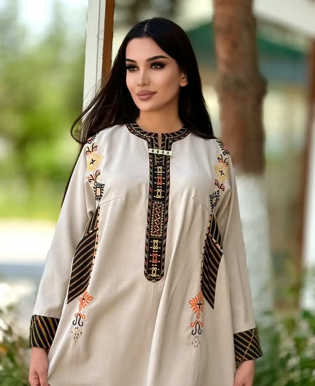 Türkmen fasonlar pombarh fasonlar Fasonlar 2025 fasonlar fason moda modalar Bezen bezen Türkmen fasonlar 2026 Türkmen fasonlar 2025 Türkmen fasonlar 2024 Türkmen fasonlar 2023 turkmenistan türkmenistan turkmen türkmen ashgabat  asgabat aşgabat balkan mary lebap dashoguz dasoguz daşoguz pombarh ponbarhat gulyupek gülýüpek stapel ştapel Gralan Çüýdeşen Abaýa Gadymy Krep Gurultaý 	Keteni Ýüpek Şifon Gipýur Lyon Welwet Atlas Kaşemir Streýç Suzana Ştapel Gülýüpek Pombarh Ýupka Gursakça Aksesuarlar Palto Penjek Okuw eşik Fata Sport eşik Uniforma Nakidka Öýme Şarf kompýuter ýaka ýaglyk Arenda köýnek 2nji el köýnek Taýyn köýnek Matalar Milli lybas milli lybaslar Toý köýnek Toý köýnekler toy koynek toy koynekler gundelik koynekler Gündelik	 
 köýnekler fata koynek Modern taze fason Eskiz koynektm turkmenkoynek türkmenkoynek fason moda moda fasonlar Iş eşik el iş	sada	ýakaly ýakasyz	keşdeli biserli	ýeňli giň nagyşly ýüregi açyk stoýka ýaka ýanly kombinasiýa 	zerli üsti aşak guşakly seçekli gysga ýeňli Gülýüpek Milli lybas el iş, keşdeli, ýakaly, ýeňli, giň 17-25, 26-35 Kümüş yaz, tomus, guyz Taýyn köýnek