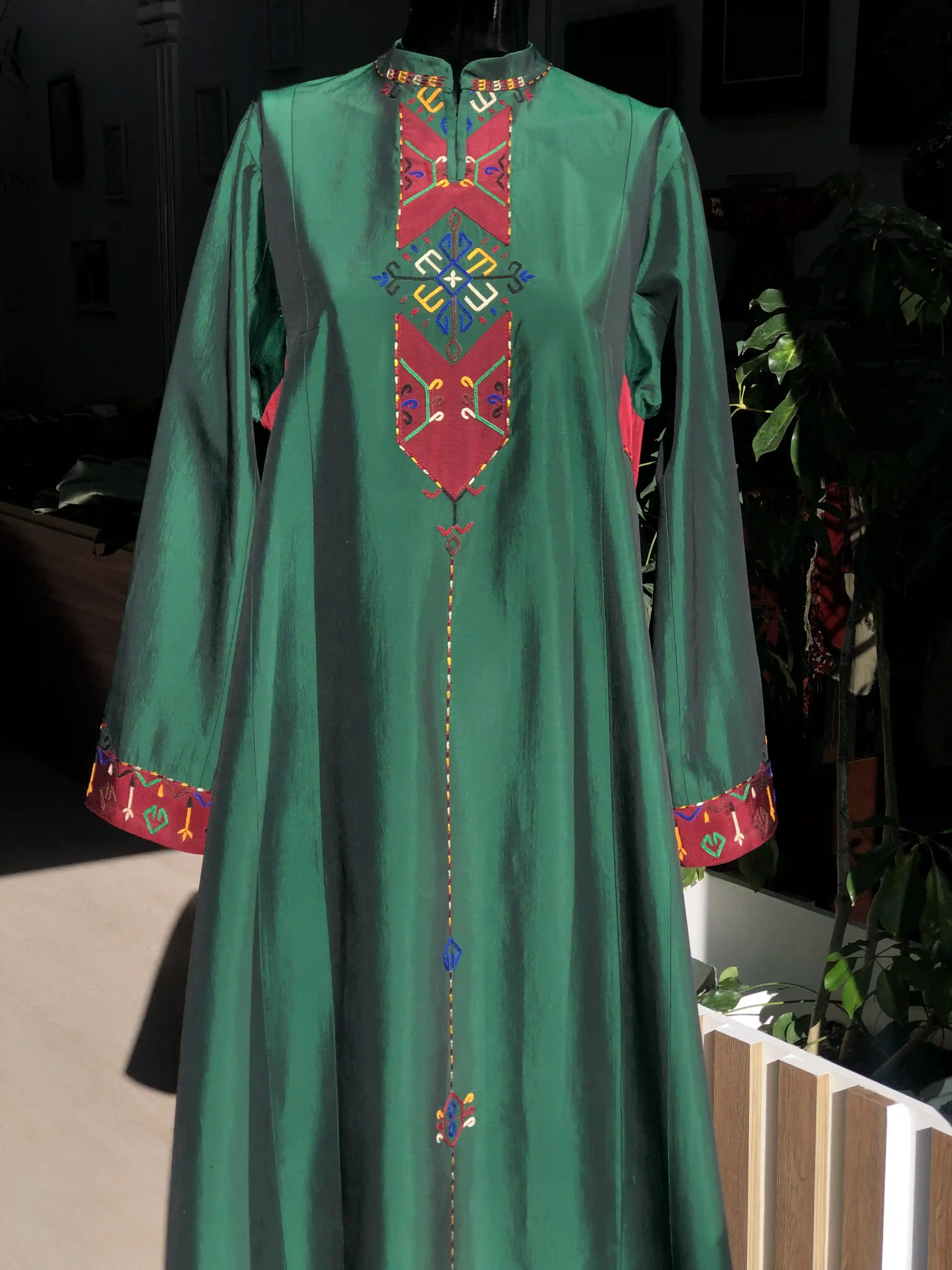 Türkmen fasonlar pombarh fasonlar Fasonlar 2025 fasonlar fason moda modalar Bezen bezen Türkmen fasonlar 2026 Türkmen fasonlar 2025 Türkmen fasonlar 2024 Türkmen fasonlar 2023 turkmenistan türkmenistan turkmen türkmen ashgabat  asgabat aşgabat balkan mary lebap dashoguz dasoguz daşoguz pombarh ponbarhat gulyupek gülýüpek stapel ştapel Gralan Çüýdeşen Abaýa Gadymy Krep Gurultaý 	Keteni Ýüpek Şifon Gipýur Lyon Welwet Atlas Kaşemir Streýç Suzana Ştapel Gülýüpek Pombarh Ýupka Gursakça Aksesuarlar Palto Penjek Okuw eşik Fata Sport eşik Uniforma Nakidka Öýme Şarf kompýuter ýaka ýaglyk Arenda köýnek 2nji el köýnek Taýyn köýnek Matalar Milli lybas milli lybaslar Toý köýnek Toý köýnekler toy koynek toy koynekler gundelik koynekler Gündelik	 
 köýnekler fata koynek Modern taze fason Eskiz koynektm turkmenkoynek türkmenkoynek fason moda moda fasonlar Iş eşik el iş	sada	ýakaly ýakasyz	keşdeli biserli	ýeňli giň nagyşly ýüregi açyk stoýka ýaka ýanly kombinasiýa 	zerli üsti aşak guşakly seçekli gysga ýeňli Keteni Milli lybas keşdeli, ýakaly  Bežewyý, Goýy-gyzyl, Gyzyl, Mämişi, Goýy-ýaşyl