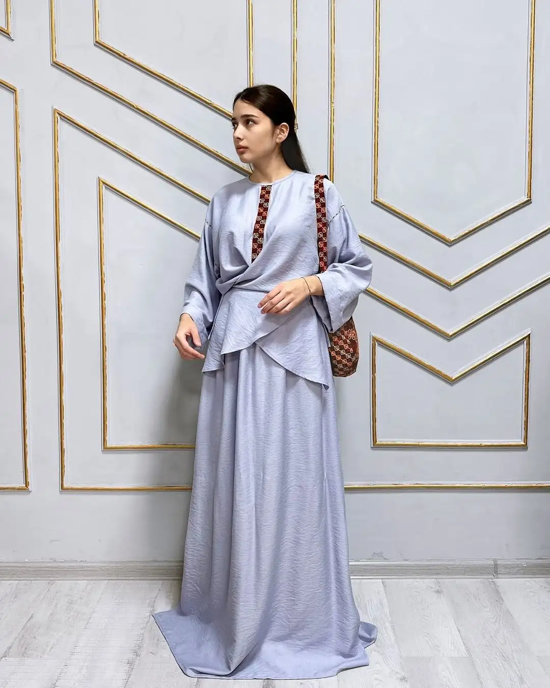 Türkmen fasonlar pombarh fasonlar Fasonlar 2025 fasonlar fason moda modalar Bezen bezen Türkmen fasonlar 2026 Türkmen fasonlar 2025 Türkmen fasonlar 2024 Türkmen fasonlar 2023 turkmenistan türkmenistan turkmen türkmen ashgabat  asgabat aşgabat balkan mary lebap dashoguz dasoguz daşoguz pombarh ponbarhat gulyupek gülýüpek stapel ştapel Gralan Çüýdeşen Abaýa Gadymy Krep Gurultaý 	Keteni Ýüpek Şifon Gipýur Lyon Welwet Atlas Kaşemir Streýç Suzana Ştapel Gülýüpek Pombarh Ýupka Gursakça Aksesuarlar Palto Penjek Okuw eşik Fata Sport eşik Uniforma Nakidka Öýme Şarf kompýuter ýaka ýaglyk Arenda köýnek 2nji el köýnek Taýyn köýnek Matalar Milli lybas milli lybaslar Toý köýnek Toý köýnekler toy koynek toy koynekler gundelik koynekler Gündelik	 
 köýnekler fata koynek Modern taze fason Eskiz koynektm turkmenkoynek türkmenkoynek fason moda moda fasonlar Iş eşik el iş	sada	ýakaly ýakasyz	keşdeli biserli	ýeňli giň nagyşly ýüregi açyk stoýka ýaka ýanly kombinasiýa 	zerli üsti aşak guşakly seçekli gysga ýeňli Ýüpek, Lyon Gündelik sada, nagyşly  Bežewyý, Gök, Goýy-gyzyl, Wizon, Goýy-çal  Taýyn köýnek