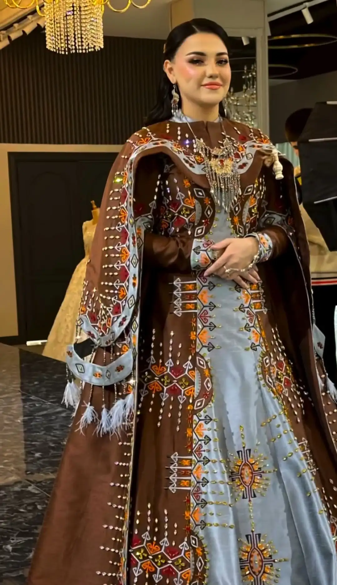 Türkmen fasonlar pombarh fasonlar Fasonlar 2025 fasonlar fason moda modalar Bezen bezen Türkmen fasonlar 2026 Türkmen fasonlar 2025 Türkmen fasonlar 2024 Türkmen fasonlar 2023 turkmenistan türkmenistan turkmen türkmen ashgabat  asgabat aşgabat balkan mary lebap dashoguz dasoguz daşoguz pombarh ponbarhat gulyupek gülýüpek stapel ştapel Gralan Çüýdeşen Abaýa Gadymy Krep Gurultaý 	Keteni Ýüpek Şifon Gipýur Lyon Welwet Atlas Kaşemir Streýç Suzana Ştapel Gülýüpek Pombarh Ýupka Gursakça Aksesuarlar Palto Penjek Okuw eşik Fata Sport eşik Uniforma Nakidka Öýme Şarf kompýuter ýaka ýaglyk Arenda köýnek 2nji el köýnek Taýyn köýnek Matalar Milli lybas milli lybaslar Toý köýnek Toý köýnekler toy koynek toy koynekler gundelik koynekler Gündelik	 
 köýnekler fata koynek Modern taze fason Eskiz koynektm turkmenkoynek türkmenkoynek fason moda moda fasonlar Iş eşik el iş	sada	ýakaly ýakasyz	keşdeli biserli	ýeňli giň nagyşly ýüregi açyk stoýka ýaka ýanly kombinasiýa 	zerli üsti aşak guşakly seçekli gysga ýeňli Lyon, Ýüpek, Keteni Toý köýnek el iş, keşdeli, ýakasyz, ýeňli, kombinasiýa, nagyşly, seçekli 17-25, 26-35 Goňur, Kümüş yaz, tomus