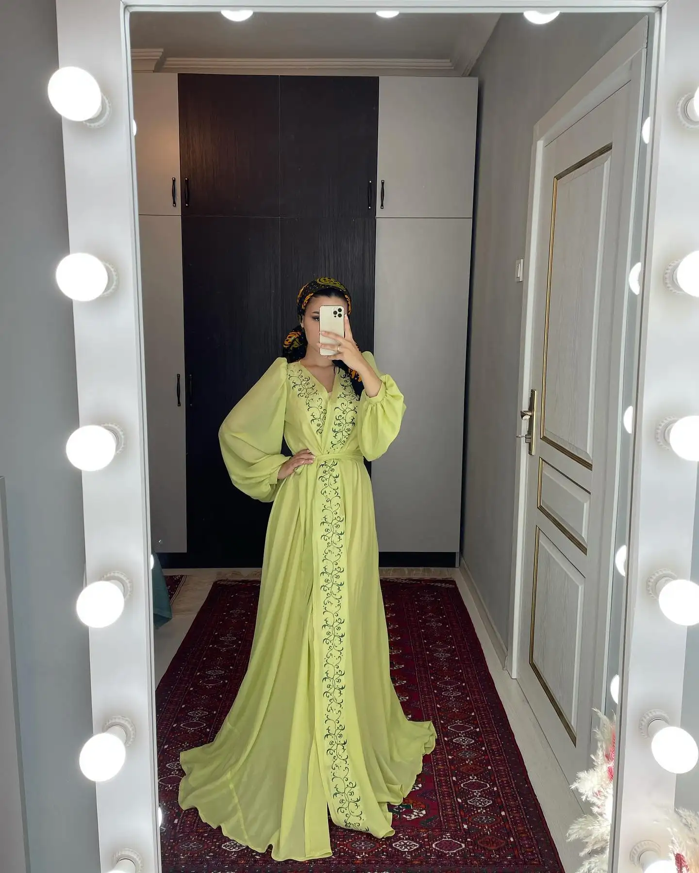 Türkmen fasonlar pombarh fasonlar Fasonlar 2025 fasonlar fason moda modalar Bezen bezen Türkmen fasonlar 2026 Türkmen fasonlar 2025 Türkmen fasonlar 2024 Türkmen fasonlar 2023 turkmenistan türkmenistan turkmen türkmen ashgabat  asgabat aşgabat balkan mary lebap dashoguz dasoguz daşoguz pombarh ponbarhat gulyupek gülýüpek stapel ştapel Gralan Çüýdeşen Abaýa Gadymy Krep Gurultaý 	Keteni Ýüpek Şifon Gipýur Lyon Welwet Atlas Kaşemir Streýç Suzana Ştapel Gülýüpek Pombarh Ýupka Gursakça Aksesuarlar Palto Penjek Okuw eşik Fata Sport eşik Uniforma Nakidka Öýme Şarf kompýuter ýaka ýaglyk Arenda köýnek 2nji el köýnek Taýyn köýnek Matalar Milli lybas milli lybaslar Toý köýnek Toý köýnekler toy koynek toy koynekler gundelik koynekler Gündelik	 
 köýnekler fata koynek Modern taze fason Eskiz koynektm turkmenkoynek türkmenkoynek fason moda moda fasonlar Iş eşik el iş	sada	ýakaly ýakasyz	keşdeli biserli	ýeňli giň nagyşly ýüregi açyk stoýka ýaka ýanly kombinasiýa 	zerli üsti aşak guşakly seçekli gysga ýeňli Şifon Toý köýnek sada  Ýaşyl, Gyzyl