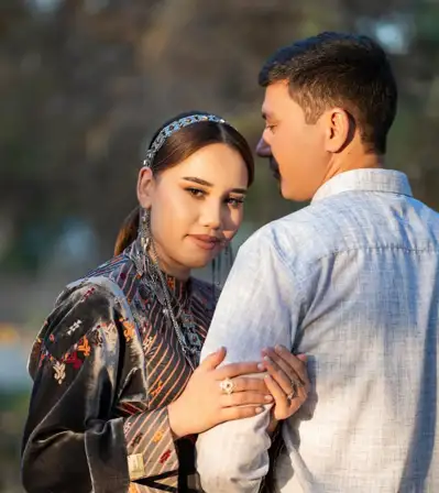 Türkmen fasonlar pombarh fasonlar Fasonlar 2025 fasonlar fason moda modalar Bezen bezen Türkmen fasonlar 2026 Türkmen fasonlar 2025 Türkmen fasonlar 2024 Türkmen fasonlar 2023 turkmenistan türkmenistan turkmen türkmen ashgabat  asgabat aşgabat balkan mary lebap dashoguz dasoguz daşoguz pombarh ponbarhat gulyupek gülýüpek stapel ştapel Gralan Çüýdeşen Abaýa Gadymy Krep Gurultaý 	Keteni Ýüpek Şifon Gipýur Lyon Welwet Atlas Kaşemir Streýç Suzana Ştapel Gülýüpek Pombarh Ýupka Gursakça Aksesuarlar Palto Penjek Okuw eşik Fata Sport eşik Uniforma Nakidka Öýme Şarf kompýuter ýaka ýaglyk Arenda köýnek 2nji el köýnek Taýyn köýnek Matalar Milli lybas milli lybaslar Toý köýnek Toý köýnekler toy koynek toy koynekler gundelik koynekler Gündelik	 
 köýnekler fata koynek Modern taze fason Eskiz koynektm turkmenkoynek türkmenkoynek fason moda moda fasonlar Iş eşik el iş	sada	ýakaly ýakasyz	keşdeli biserli	ýeňli giň nagyşly ýüregi açyk stoýka ýaka ýanly kombinasiýa 	zerli üsti aşak guşakly seçekli gysga ýeňli 