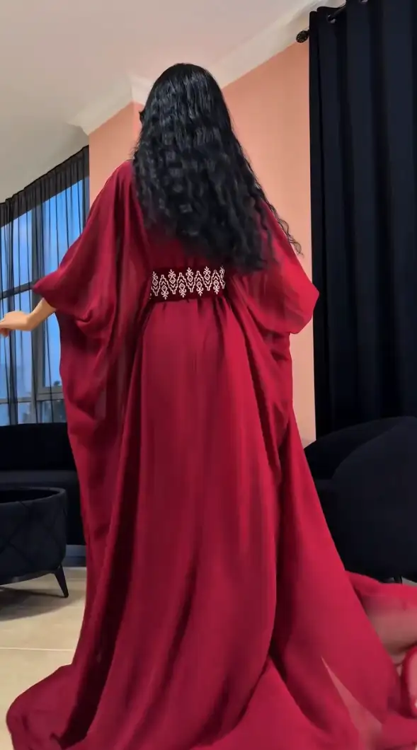 Türkmen fasonlar pombarh fasonlar Fasonlar 2025 fasonlar fason moda modalar Bezen bezen Türkmen fasonlar 2026 Türkmen fasonlar 2025 Türkmen fasonlar 2024 Türkmen fasonlar 2023 turkmenistan türkmenistan turkmen türkmen ashgabat  asgabat aşgabat balkan mary lebap dashoguz dasoguz daşoguz pombarh ponbarhat gulyupek gülýüpek stapel ştapel Gralan Çüýdeşen Abaýa Gadymy Krep Gurultaý 	Keteni Ýüpek Şifon Gipýur Lyon Welwet Atlas Kaşemir Streýç Suzana Ştapel Gülýüpek Pombarh Ýupka Gursakça Aksesuarlar Palto Penjek Okuw eşik Fata Sport eşik Uniforma Nakidka Öýme Şarf kompýuter ýaka ýaglyk Arenda köýnek 2nji el köýnek Taýyn köýnek Matalar Milli lybas milli lybaslar Toý köýnek Toý köýnekler toy koynek toy koynekler gundelik koynekler Gündelik	 
 köýnekler fata koynek Modern taze fason Eskiz koynektm turkmenkoynek türkmenkoynek fason moda moda fasonlar Iş eşik el iş	sada	ýakaly ýakasyz	keşdeli biserli	ýeňli giň nagyşly ýüregi açyk stoýka ýaka ýanly kombinasiýa 	zerli üsti aşak guşakly seçekli gysga ýeňli Şifon, Panbarhat (Pombarh) Modern ýakasyz, gysga ýeňli, giň, kombinasiýa, guşakly 17-25, 26-35 Gyzyl yaz, tomus, guyz