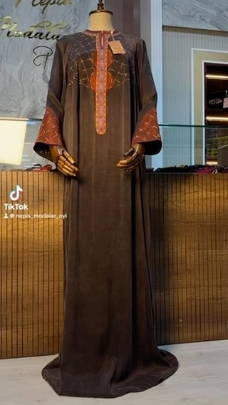 Türkmen fasonlar pombarh fasonlar Fasonlar 2025 fasonlar fason moda modalar Bezen bezen Türkmen fasonlar 2026 Türkmen fasonlar 2025 Türkmen fasonlar 2024 Türkmen fasonlar 2023 turkmenistan türkmenistan turkmen türkmen ashgabat  asgabat aşgabat balkan mary lebap dashoguz dasoguz daşoguz pombarh ponbarhat gulyupek gülýüpek stapel ştapel Gralan Çüýdeşen Abaýa Gadymy Krep Gurultaý 	Keteni Ýüpek Şifon Gipýur Lyon Welwet Atlas Kaşemir Streýç Suzana Ştapel Gülýüpek Pombarh Ýupka Gursakça Aksesuarlar Palto Penjek Okuw eşik Fata Sport eşik Uniforma Nakidka Öýme Şarf kompýuter ýaka ýaglyk Arenda köýnek 2nji el köýnek Taýyn köýnek Matalar Milli lybas milli lybaslar Toý köýnek Toý köýnekler toy koynek toy koynekler gundelik koynekler Gündelik	 
 köýnekler fata koynek Modern taze fason Eskiz koynektm turkmenkoynek türkmenkoynek fason moda moda fasonlar Iş eşik el iş	sada	ýakaly ýakasyz	keşdeli biserli	ýeňli giň nagyşly ýüregi açyk stoýka ýaka ýanly kombinasiýa 	zerli üsti aşak guşakly seçekli gysga ýeňli Gülýüpek Toý köýnek el iş, ýakaly  Goýy-goňur