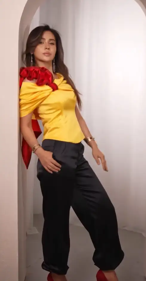 Türkmen fasonlar pombarh fasonlar Fasonlar 2025 fasonlar fason moda modalar Bezen bezen Türkmen fasonlar 2026 Türkmen fasonlar 2025 Türkmen fasonlar 2024 Türkmen fasonlar 2023 turkmenistan türkmenistan turkmen türkmen ashgabat  asgabat aşgabat balkan mary lebap dashoguz dasoguz daşoguz pombarh ponbarhat gulyupek gülýüpek stapel ştapel Gralan Çüýdeşen Abaýa Gadymy Krep Gurultaý 	Keteni Ýüpek Şifon Gipýur Lyon Welwet Atlas Kaşemir Streýç Suzana Ştapel Gülýüpek Pombarh Ýupka Gursakça Aksesuarlar Palto Penjek Okuw eşik Fata Sport eşik Uniforma Nakidka Öýme Şarf kompýuter ýaka ýaglyk Arenda köýnek 2nji el köýnek Taýyn köýnek Matalar Milli lybas milli lybaslar Toý köýnek Toý köýnekler toy koynek toy koynekler gundelik koynekler Gündelik	 
 köýnekler fata koynek Modern taze fason Eskiz koynektm turkmenkoynek türkmenkoynek fason moda moda fasonlar Iş eşik el iş	sada	ýakaly ýakasyz	keşdeli biserli	ýeňli giň nagyşly ýüregi açyk stoýka ýaka ýanly kombinasiýa 	zerli üsti aşak guşakly seçekli gysga ýeňli Modern ýakasyz, gysga ýeňli, üsti aşak 17-25, 26-35 Gara, Sary yaz, tomus, guyz