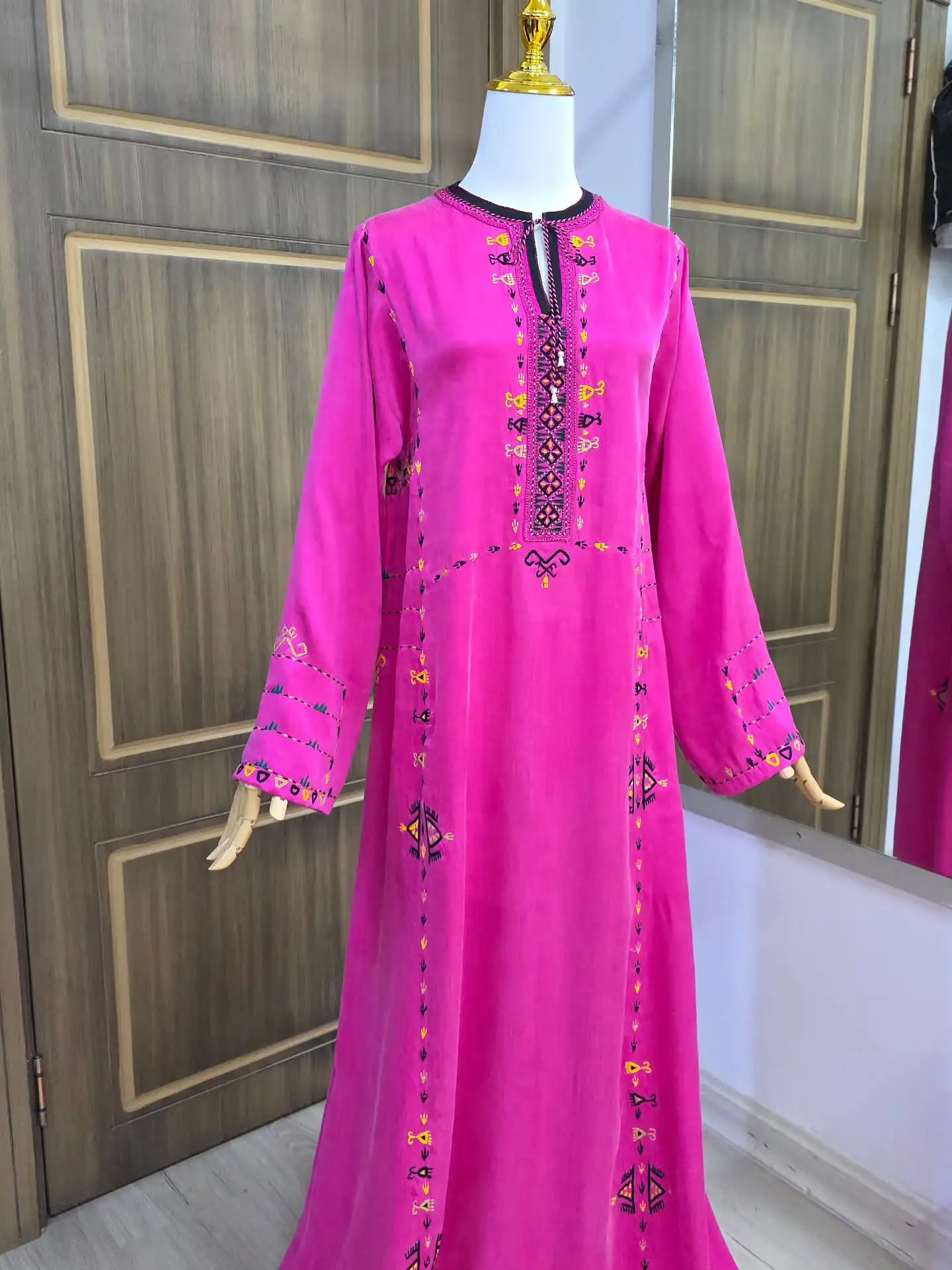 Türkmen fasonlar pombarh fasonlar Fasonlar 2025 fasonlar fason moda modalar Bezen bezen Türkmen fasonlar 2026 Türkmen fasonlar 2025 Türkmen fasonlar 2024 Türkmen fasonlar 2023 turkmenistan türkmenistan turkmen türkmen ashgabat  asgabat aşgabat balkan mary lebap dashoguz dasoguz daşoguz pombarh ponbarhat gulyupek gülýüpek stapel ştapel Gralan Çüýdeşen Abaýa Gadymy Krep Gurultaý 	Keteni Ýüpek Şifon Gipýur Lyon Welwet Atlas Kaşemir Streýç Suzana Ştapel Gülýüpek Pombarh Ýupka Gursakça Aksesuarlar Palto Penjek Okuw eşik Fata Sport eşik Uniforma Nakidka Öýme Şarf kompýuter ýaka ýaglyk Arenda köýnek 2nji el köýnek Taýyn köýnek Matalar Milli lybas milli lybaslar Toý köýnek Toý köýnekler toy koynek toy koynekler gundelik koynekler Gündelik	 
 köýnekler fata koynek Modern taze fason Eskiz koynektm turkmenkoynek türkmenkoynek fason moda moda fasonlar Iş eşik el iş	sada	ýakaly ýakasyz	keşdeli biserli	ýeňli giň nagyşly ýüregi açyk stoýka ýaka ýanly kombinasiýa 	zerli üsti aşak guşakly seçekli gysga ýeňli Gülýüpek Toý köýnek, Milli lybas el iş, keşdeli, ýakaly, ýeňli, giň 17-25, 26-35 Gülgüne, Gyzyl yaz, tomus, guyz, gysh