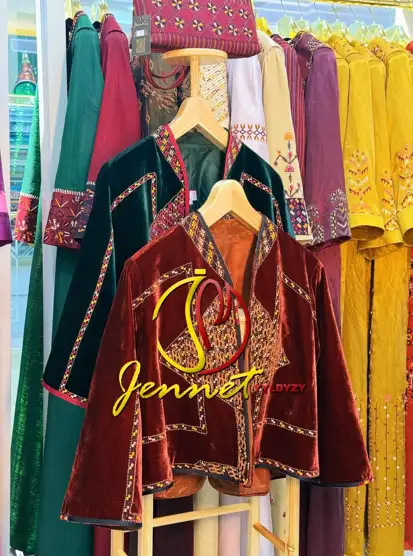 Türkmen fasonlar pombarh fasonlar Fasonlar 2025 fasonlar fason moda modalar Bezen bezen Türkmen fasonlar 2026 Türkmen fasonlar 2025 Türkmen fasonlar 2024 Türkmen fasonlar 2023 turkmenistan türkmenistan turkmen türkmen ashgabat  asgabat aşgabat balkan mary lebap dashoguz dasoguz daşoguz pombarh ponbarhat gulyupek gülýüpek stapel ştapel Gralan Çüýdeşen Abaýa Gadymy Krep Gurultaý 	Keteni Ýüpek Şifon Gipýur Lyon Welwet Atlas Kaşemir Streýç Suzana Ştapel Gülýüpek Pombarh Ýupka Gursakça Aksesuarlar Palto Penjek Okuw eşik Fata Sport eşik Uniforma Nakidka Öýme Şarf kompýuter ýaka ýaglyk Arenda köýnek 2nji el köýnek Taýyn köýnek Matalar Milli lybas milli lybaslar Toý köýnek Toý köýnekler toy koynek toy koynekler gundelik koynekler Gündelik	 
 köýnekler fata koynek Modern taze fason Eskiz koynektm turkmenkoynek türkmenkoynek fason moda moda fasonlar Iş eşik el iş	sada	ýakaly ýakasyz	keşdeli biserli	ýeňli giň nagyşly ýüregi açyk stoýka ýaka ýanly kombinasiýa 	zerli üsti aşak guşakly seçekli gysga ýeňli 