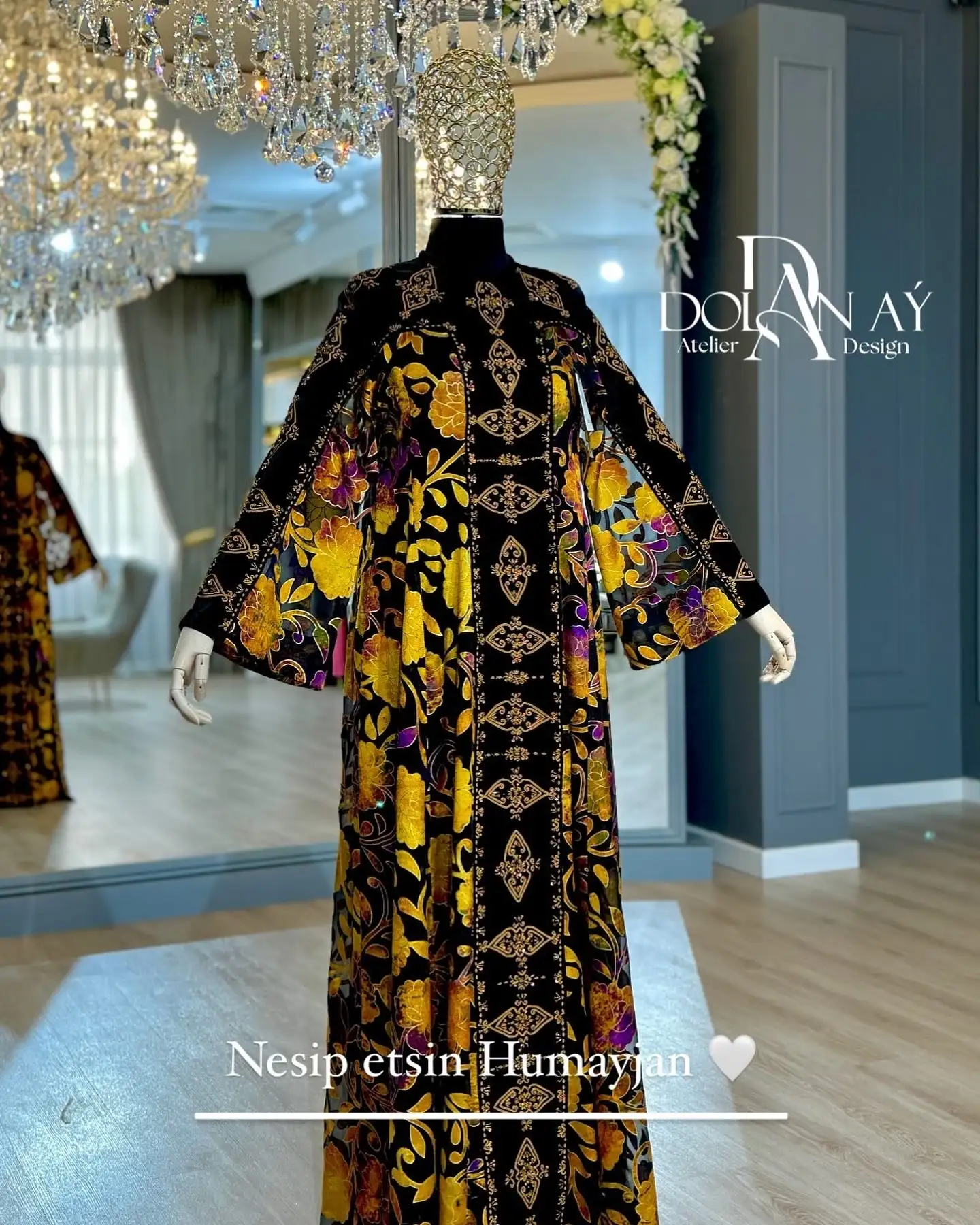 Türkmen fasonlar pombarh fasonlar Fasonlar 2025 fasonlar fason moda modalar Bezen bezen Türkmen fasonlar 2026 Türkmen fasonlar 2025 Türkmen fasonlar 2024 Türkmen fasonlar 2023 turkmenistan türkmenistan turkmen türkmen ashgabat  asgabat aşgabat balkan mary lebap dashoguz dasoguz daşoguz pombarh ponbarhat gulyupek gülýüpek stapel ştapel Gralan Çüýdeşen Abaýa Gadymy Krep Gurultaý 	Keteni Ýüpek Şifon Gipýur Lyon Welwet Atlas Kaşemir Streýç Suzana Ştapel Gülýüpek Pombarh Ýupka Gursakça Aksesuarlar Palto Penjek Okuw eşik Fata Sport eşik Uniforma Nakidka Öýme Şarf kompýuter ýaka ýaglyk Arenda köýnek 2nji el köýnek Taýyn köýnek Matalar Milli lybas milli lybaslar Toý köýnek Toý köýnekler toy koynek toy koynekler gundelik koynekler Gündelik	 
 köýnekler fata koynek Modern taze fason Eskiz koynektm turkmenkoynek türkmenkoynek fason moda moda fasonlar Iş eşik el iş	sada	ýakaly ýakasyz	keşdeli biserli	ýeňli giň nagyşly ýüregi açyk stoýka ýaka ýanly kombinasiýa 	zerli üsti aşak guşakly seçekli gysga ýeňli Gülýüpek Toý köýnek el iş, ýakasyz  Gara, Sary