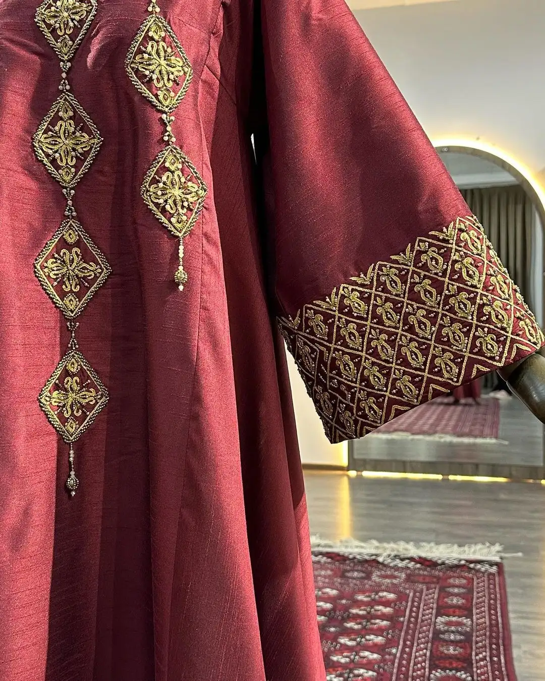 Türkmen fasonlar pombarh fasonlar Fasonlar 2025 fasonlar fason moda modalar Bezen bezen Türkmen fasonlar 2026 Türkmen fasonlar 2025 Türkmen fasonlar 2024 Türkmen fasonlar 2023 turkmenistan türkmenistan turkmen türkmen ashgabat  asgabat aşgabat balkan mary lebap dashoguz dasoguz daşoguz pombarh ponbarhat gulyupek gülýüpek stapel ştapel Gralan Çüýdeşen Abaýa Gadymy Krep Gurultaý 	Keteni Ýüpek Şifon Gipýur Lyon Welwet Atlas Kaşemir Streýç Suzana Ştapel Gülýüpek Pombarh Ýupka Gursakça Aksesuarlar Palto Penjek Okuw eşik Fata Sport eşik Uniforma Nakidka Öýme Şarf kompýuter ýaka ýaglyk Arenda köýnek 2nji el köýnek Taýyn köýnek Matalar Milli lybas milli lybaslar Toý köýnek Toý köýnekler toy koynek toy koynekler gundelik koynekler Gündelik	 
 köýnekler fata koynek Modern taze fason Eskiz koynektm turkmenkoynek türkmenkoynek fason moda moda fasonlar Iş eşik el iş	sada	ýakaly ýakasyz	keşdeli biserli	ýeňli giň nagyşly ýüregi açyk stoýka ýaka ýanly kombinasiýa 	zerli üsti aşak guşakly seçekli gysga ýeňli Lyon Toý köýnek el iş