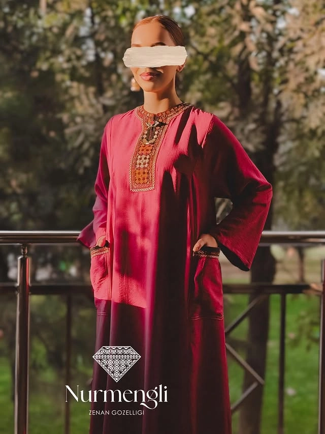 Türkmen fasonlar pombarh fasonlar Fasonlar 2025 fasonlar fason moda modalar Bezen bezen Türkmen fasonlar 2026 Türkmen fasonlar 2025 Türkmen fasonlar 2024 Türkmen fasonlar 2023 turkmenistan türkmenistan turkmen türkmen ashgabat  asgabat aşgabat balkan mary lebap dashoguz dasoguz daşoguz pombarh ponbarhat gulyupek gülýüpek stapel ştapel Gralan Çüýdeşen Abaýa Gadymy Krep Gurultaý 	Keteni Ýüpek Şifon Gipýur Lyon Welwet Atlas Kaşemir Streýç Suzana Ştapel Gülýüpek Pombarh Ýupka Gursakça Aksesuarlar Palto Penjek Okuw eşik Fata Sport eşik Uniforma Nakidka Öýme Şarf kompýuter ýaka ýaglyk Arenda köýnek 2nji el köýnek Taýyn köýnek Matalar Milli lybas milli lybaslar Toý köýnek Toý köýnekler toy koynek toy koynekler gundelik koynekler Gündelik	 
 köýnekler fata koynek Modern taze fason Eskiz koynektm turkmenkoynek türkmenkoynek fason moda moda fasonlar Iş eşik el iş	sada	ýakaly ýakasyz	keşdeli biserli	ýeňli giň nagyşly ýüregi açyk stoýka ýaka ýanly kombinasiýa 	zerli üsti aşak guşakly seçekli gysga ýeňli 